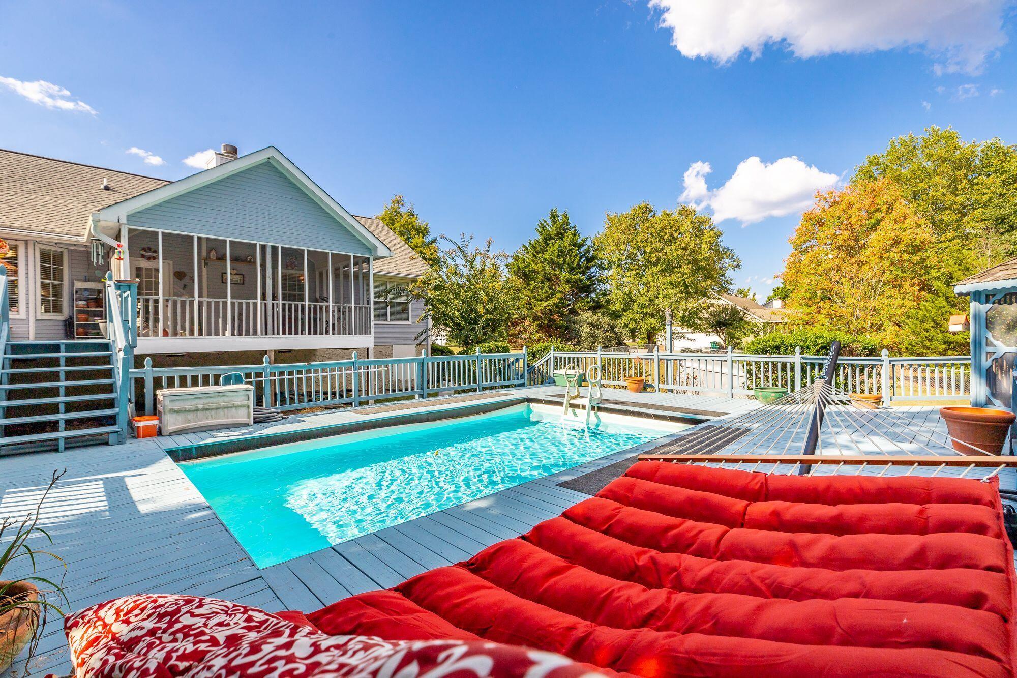 6601 Woody Cove Lane