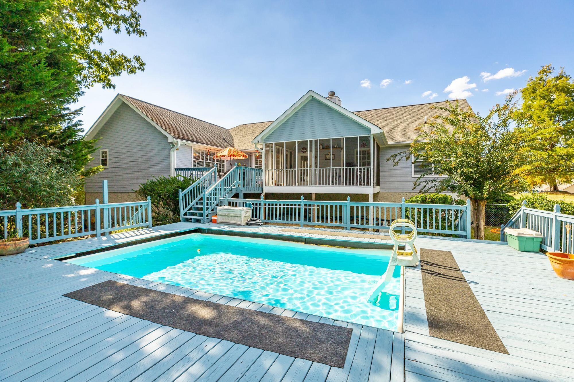 6601 Woody Cove Lane