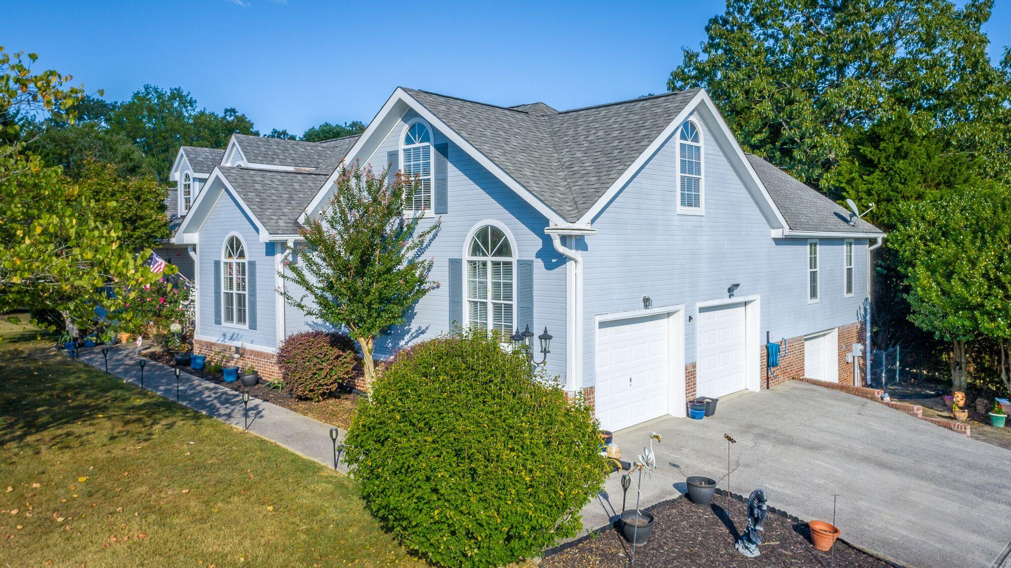 6601 Woody Cove Lane