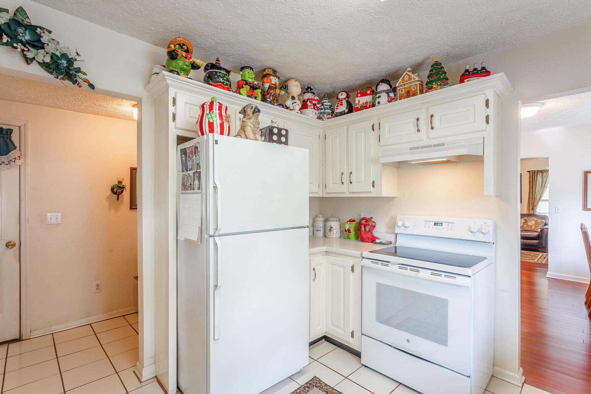 2730 Forest Road