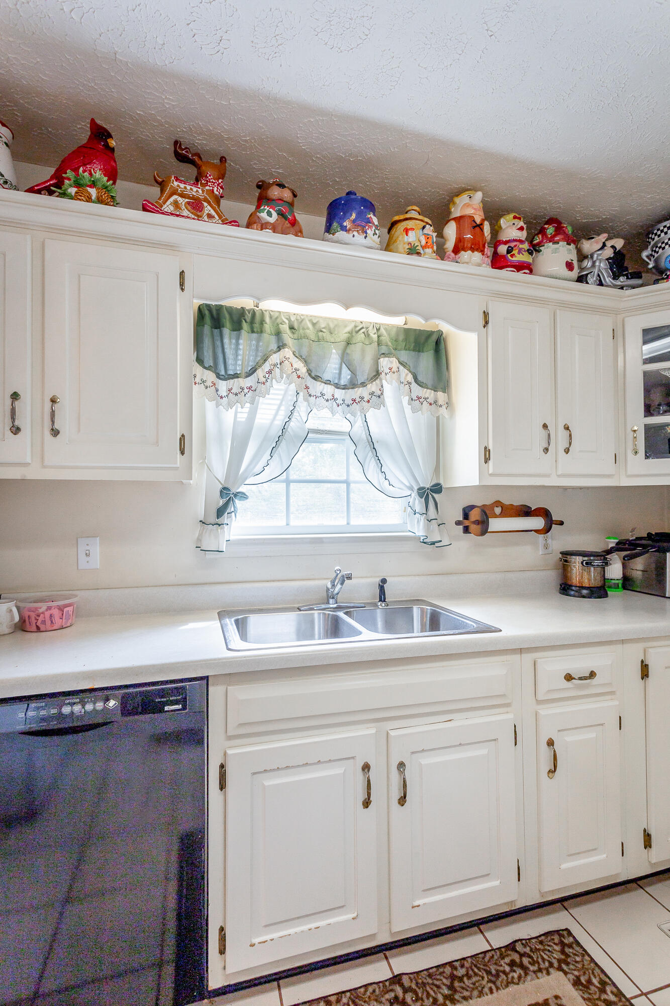 2730 Forest Road