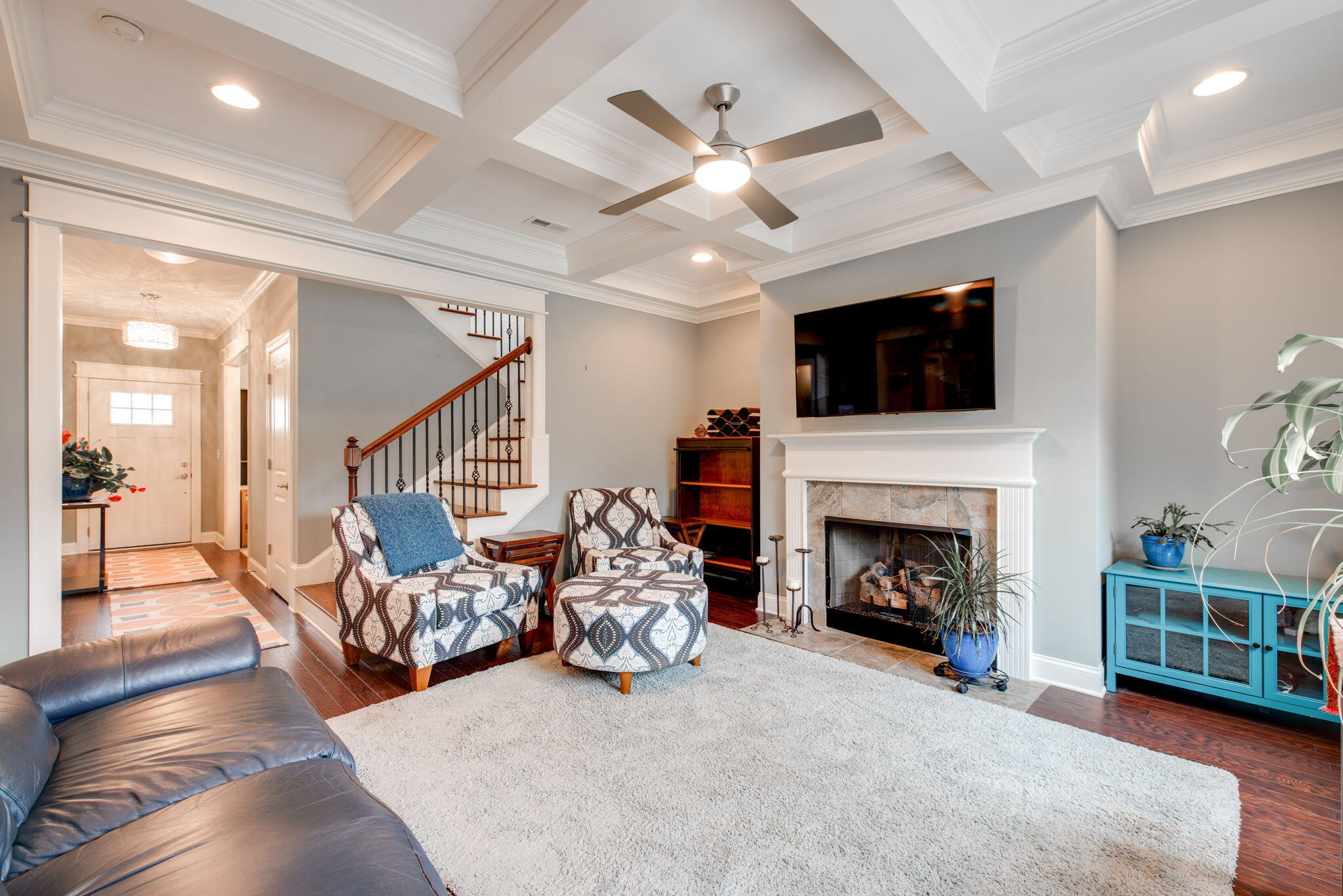 5637 Bungalow Circle