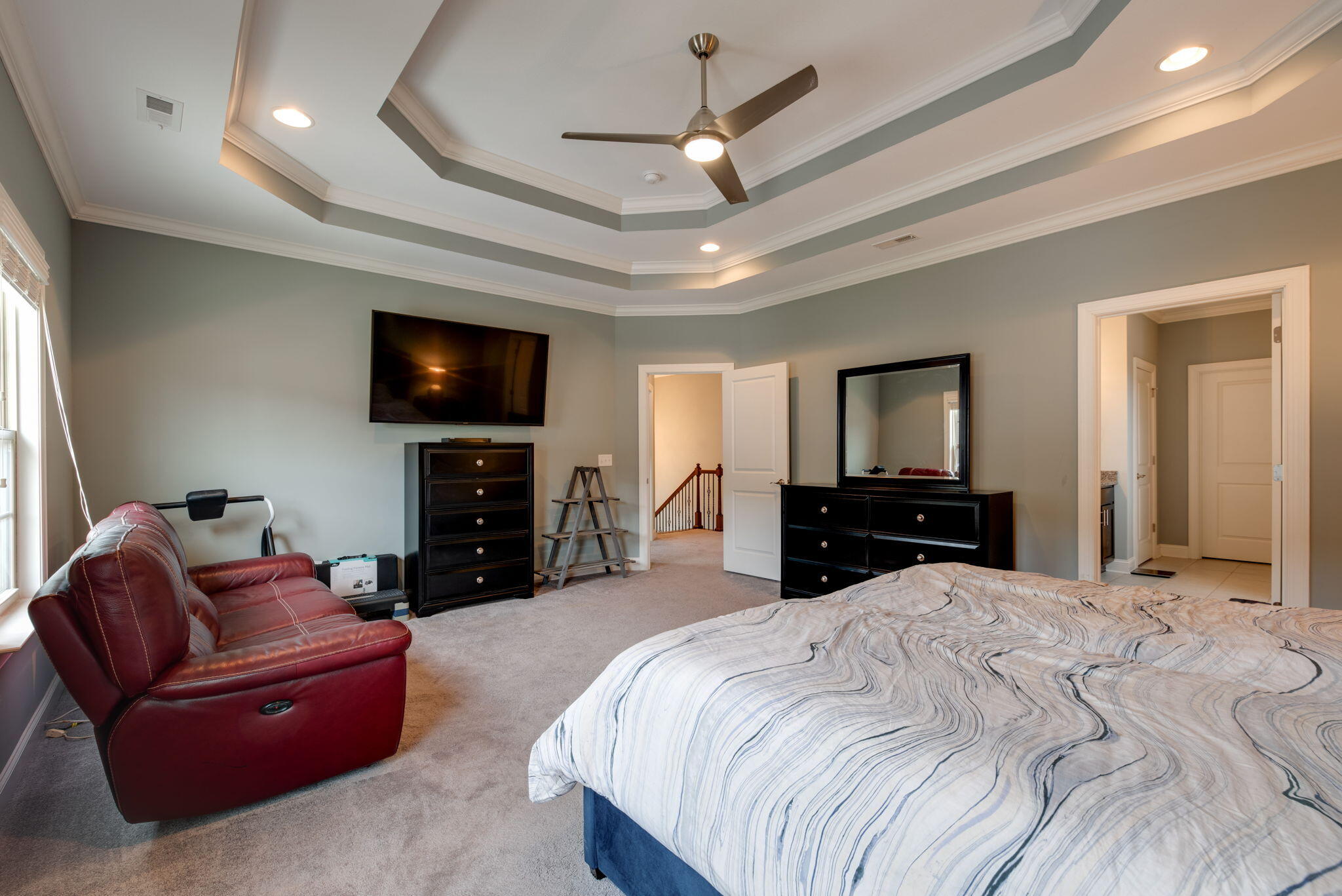 5637 Bungalow Circle