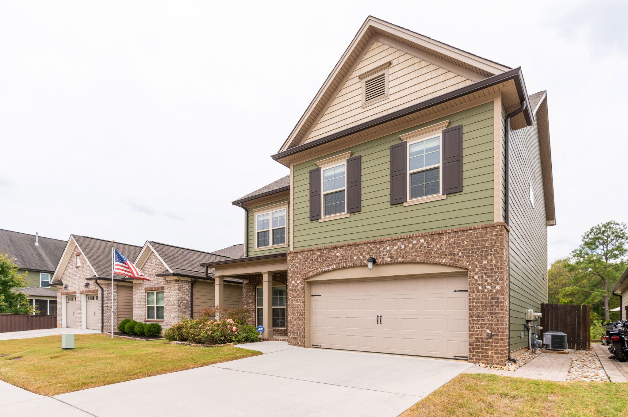5637 Bungalow Circle