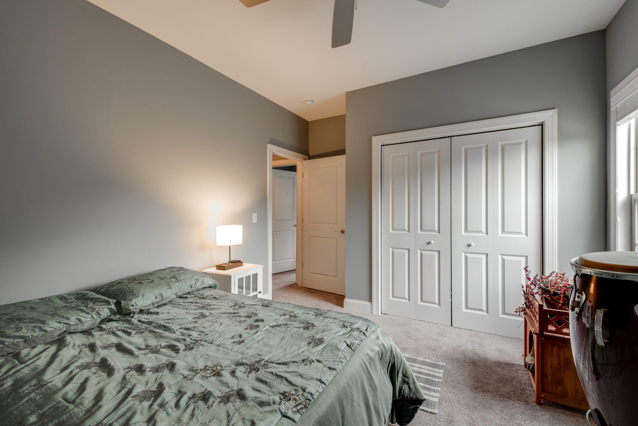 5637 Bungalow Circle