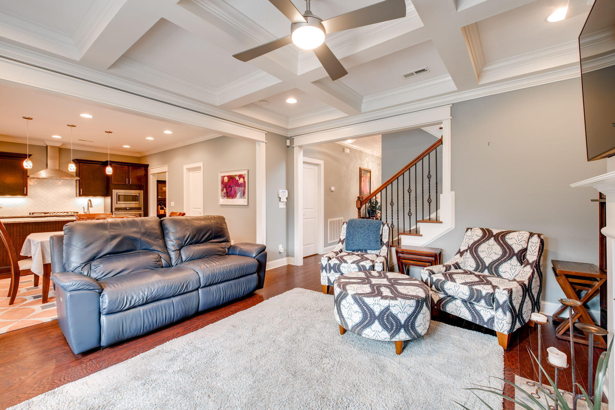 5637 Bungalow Circle