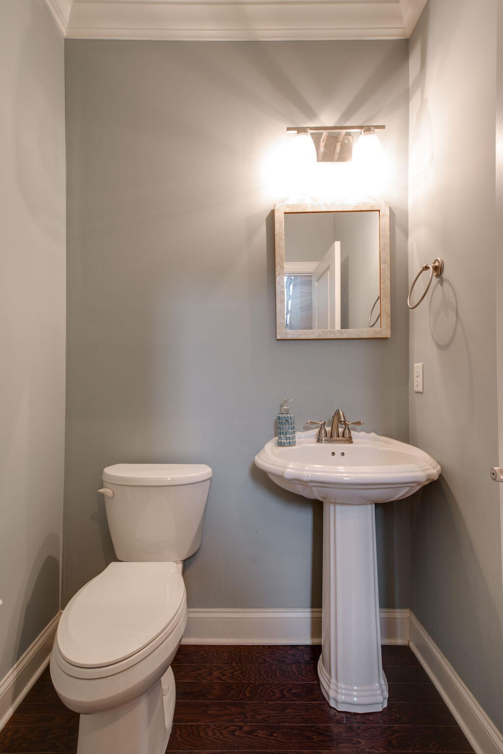 5637 Bungalow Circle