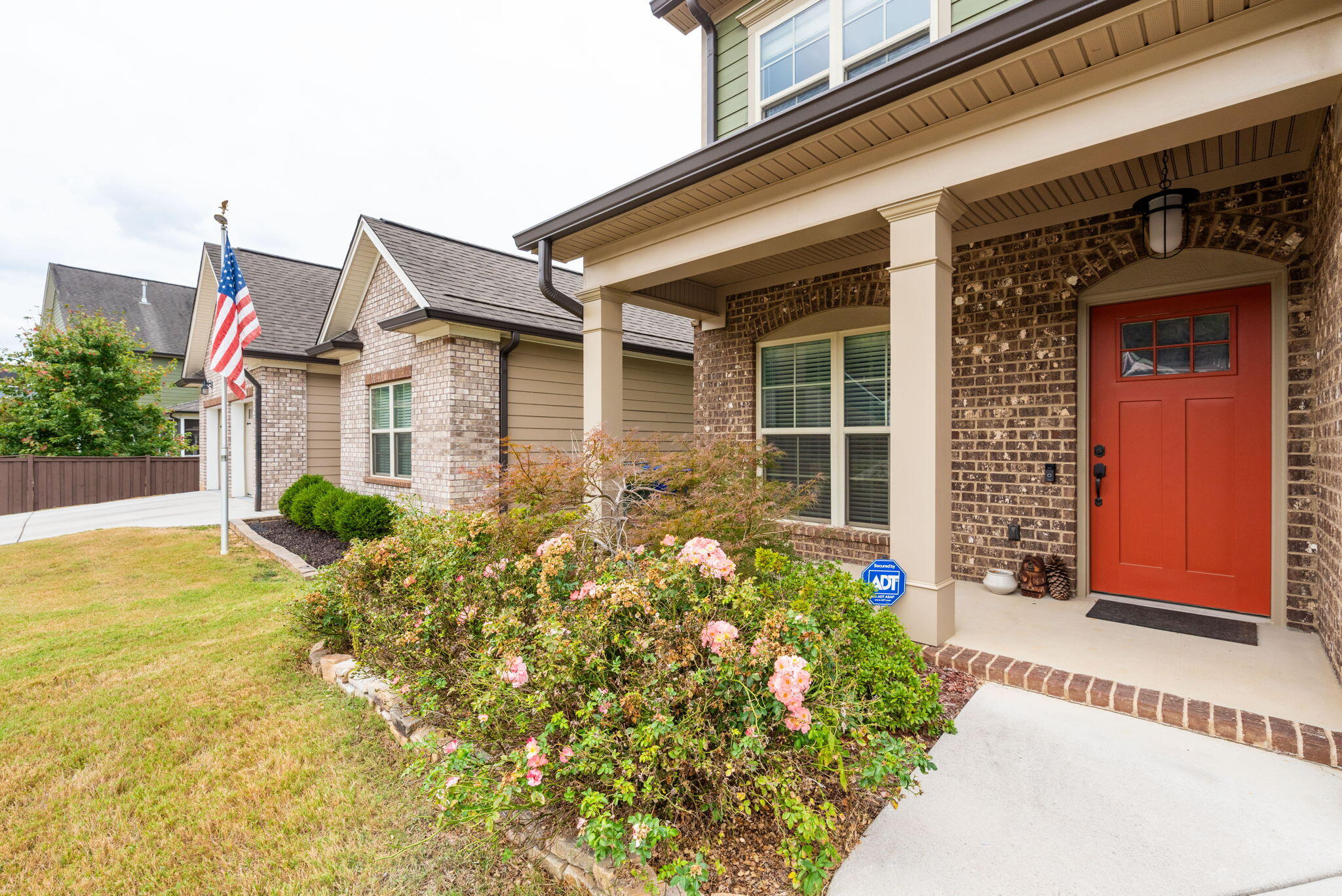 5637 Bungalow Circle