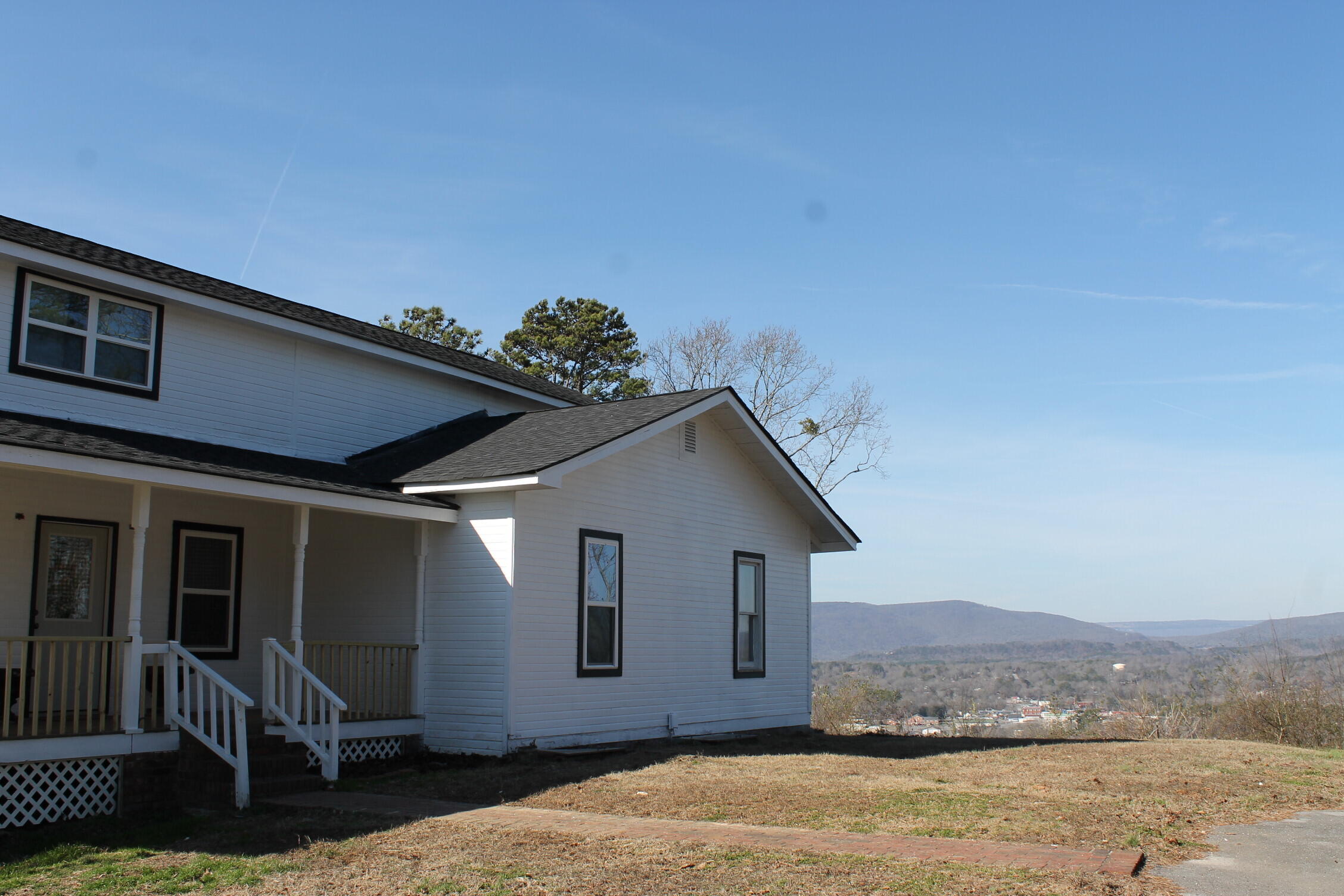 2 Sunset Drive, LaFayette