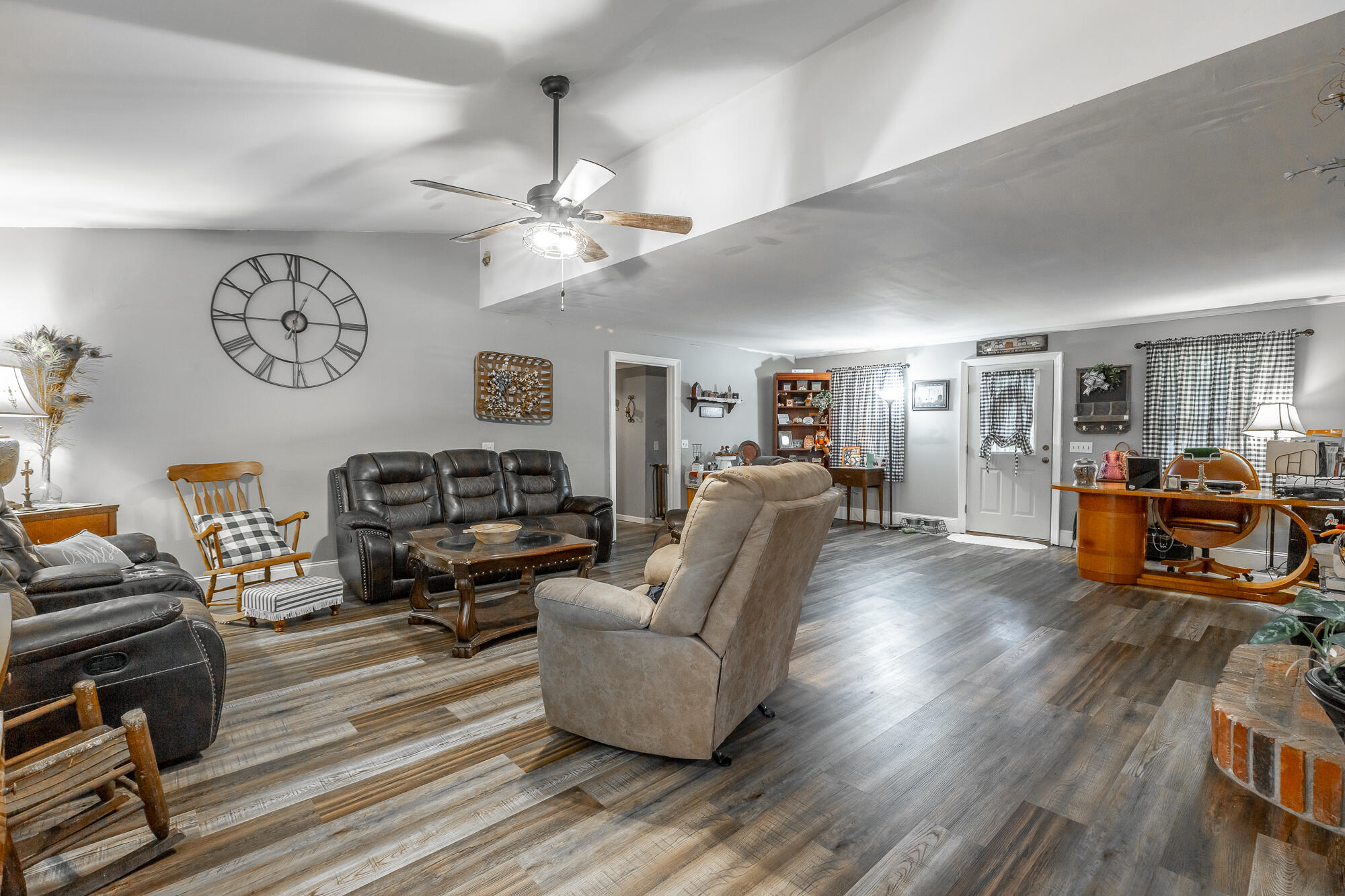 2 Sunset Drive, LaFayette