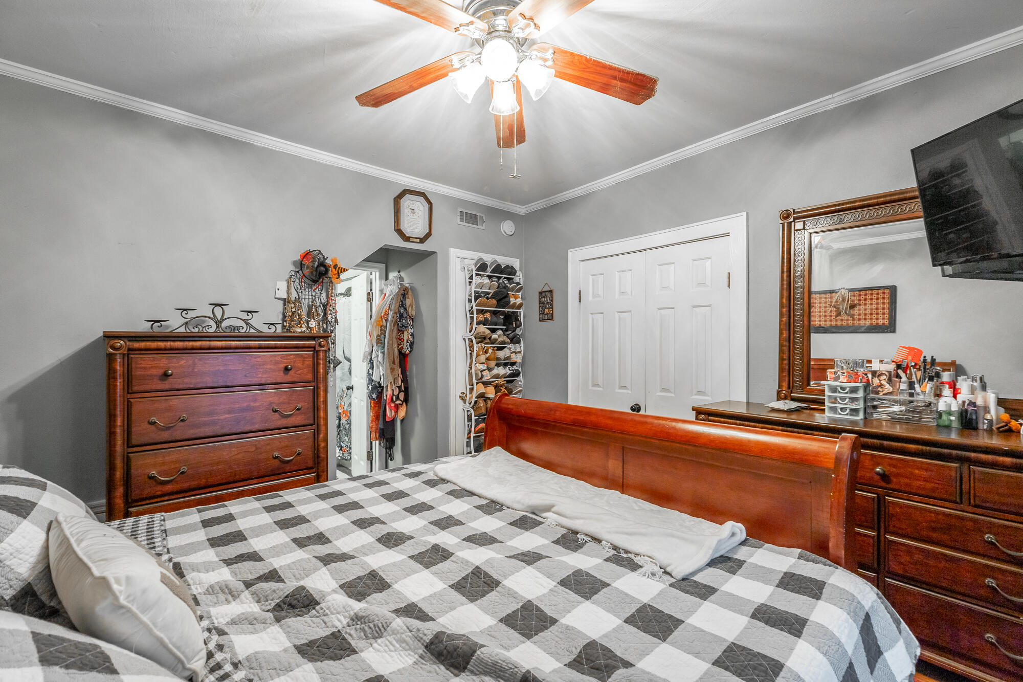 2 Sunset Drive, LaFayette