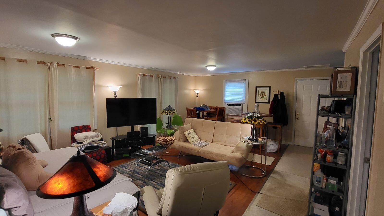 166 W Wadsworth Circle