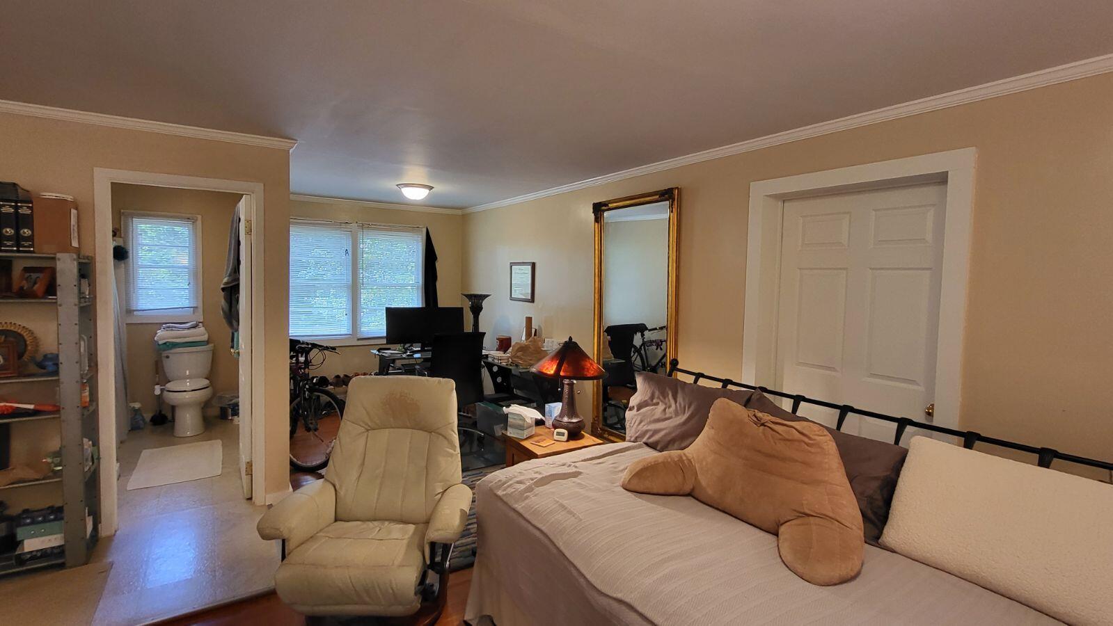 166 W Wadsworth Circle