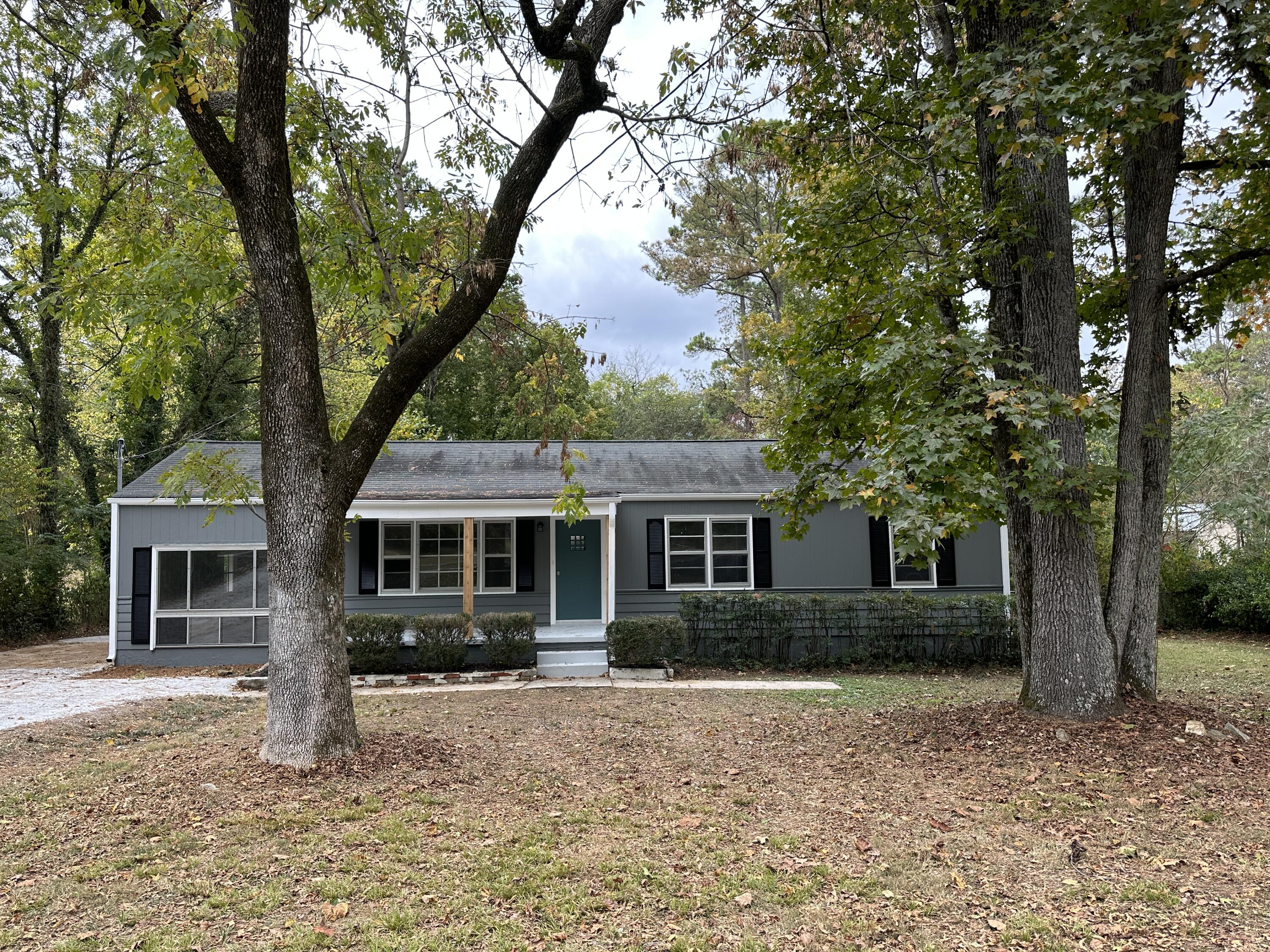 939 Julian Road