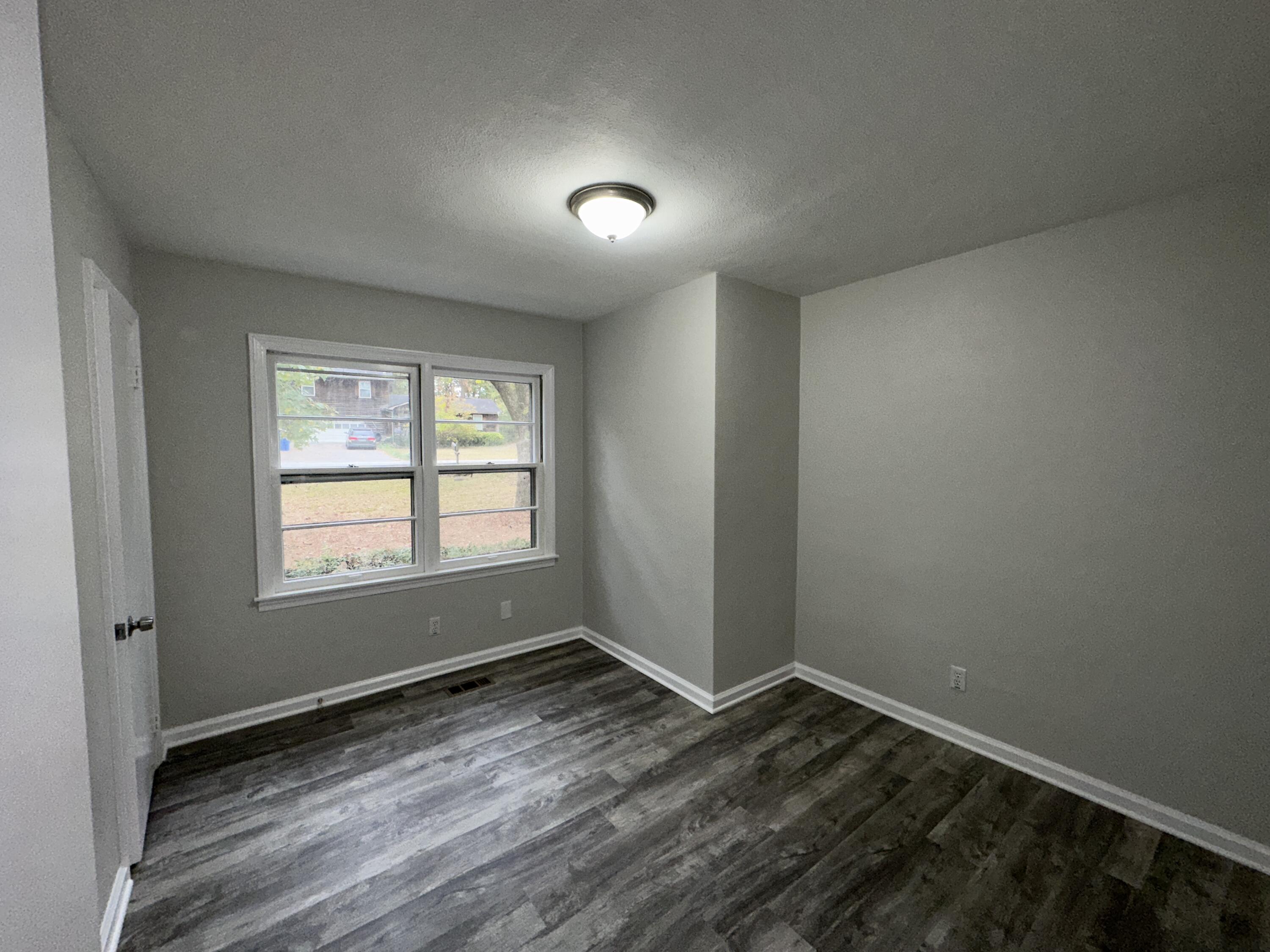 939 Julian Road