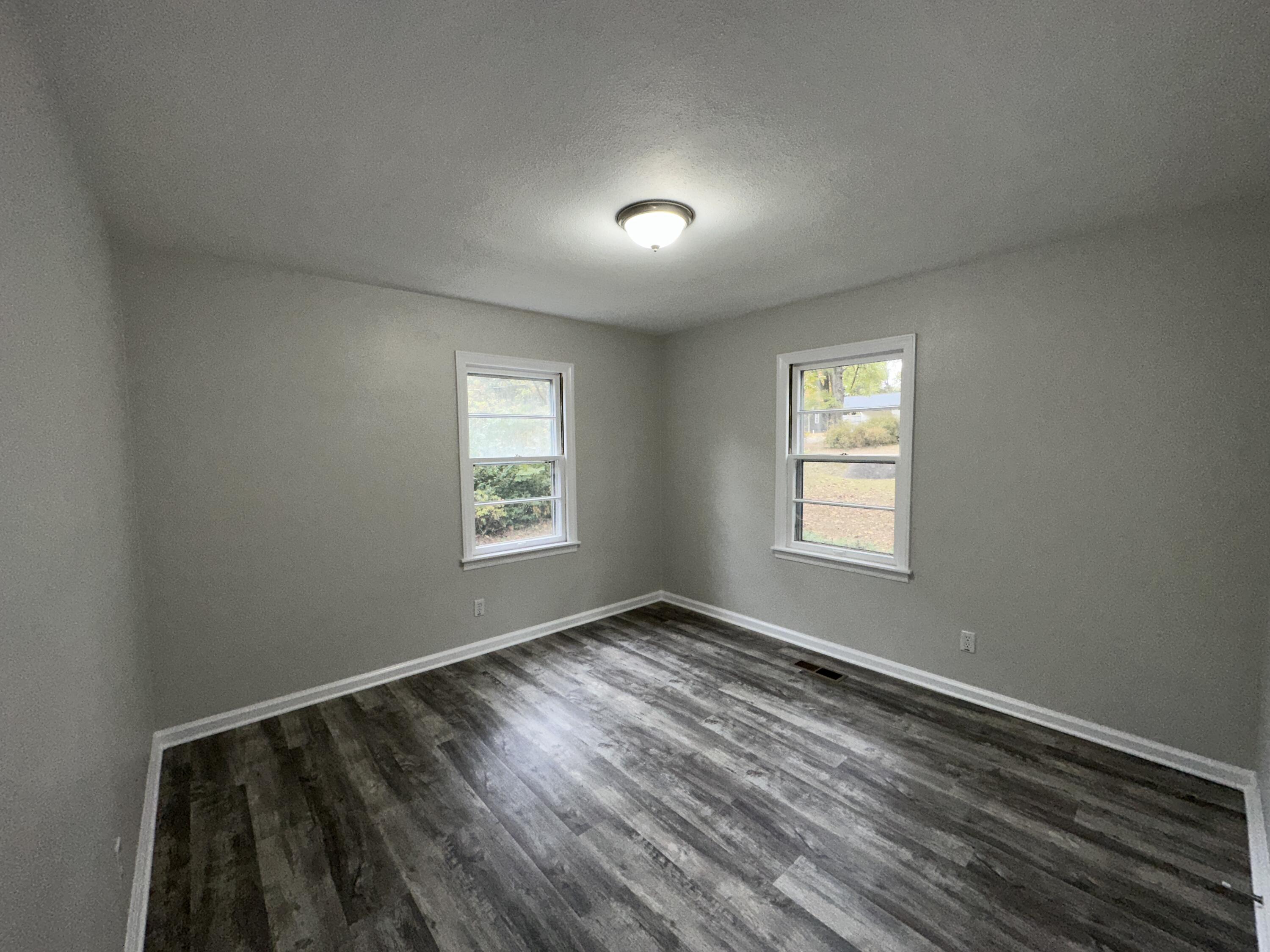 939 Julian Road