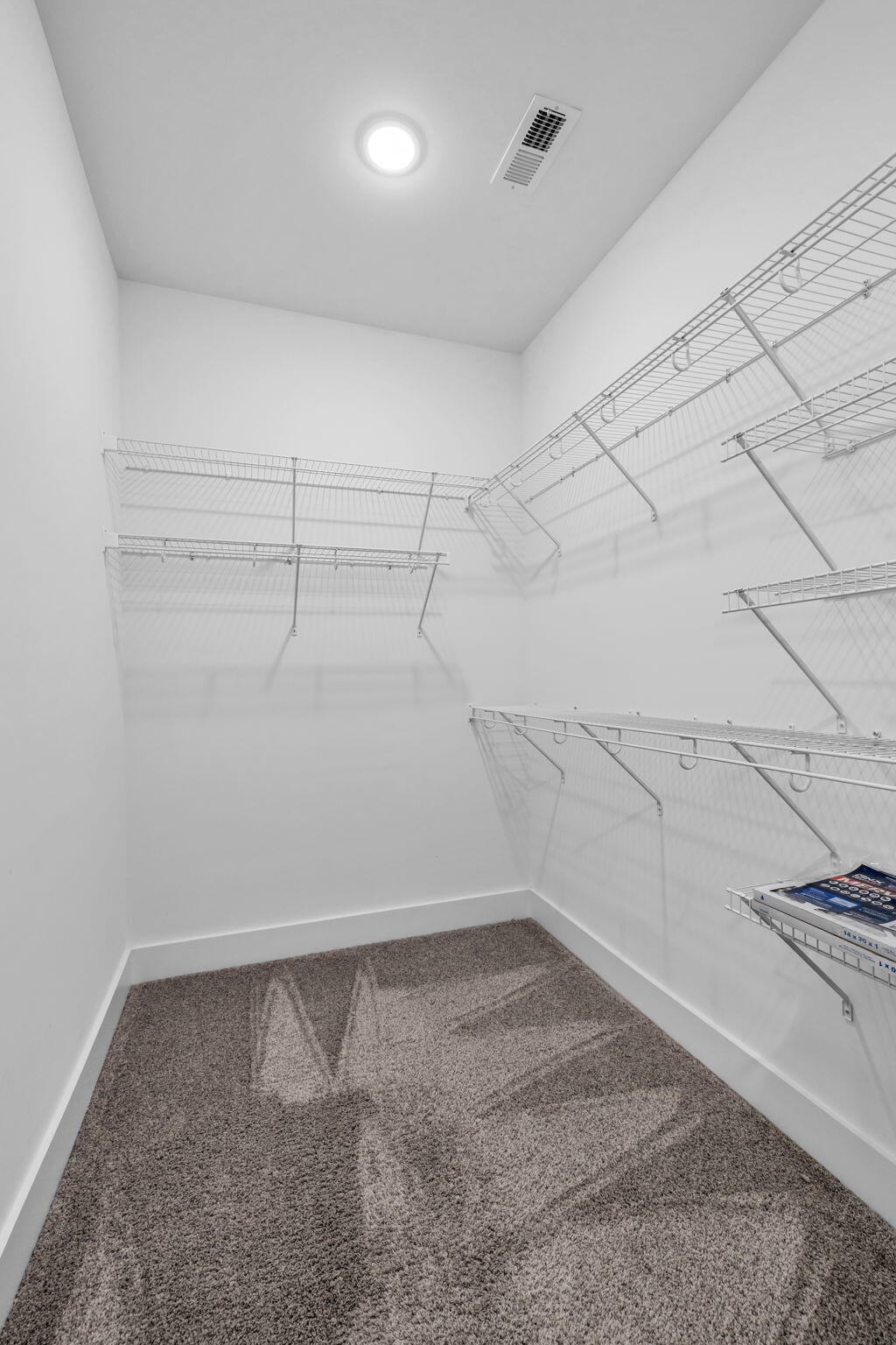 1408 Slayton Street, 6