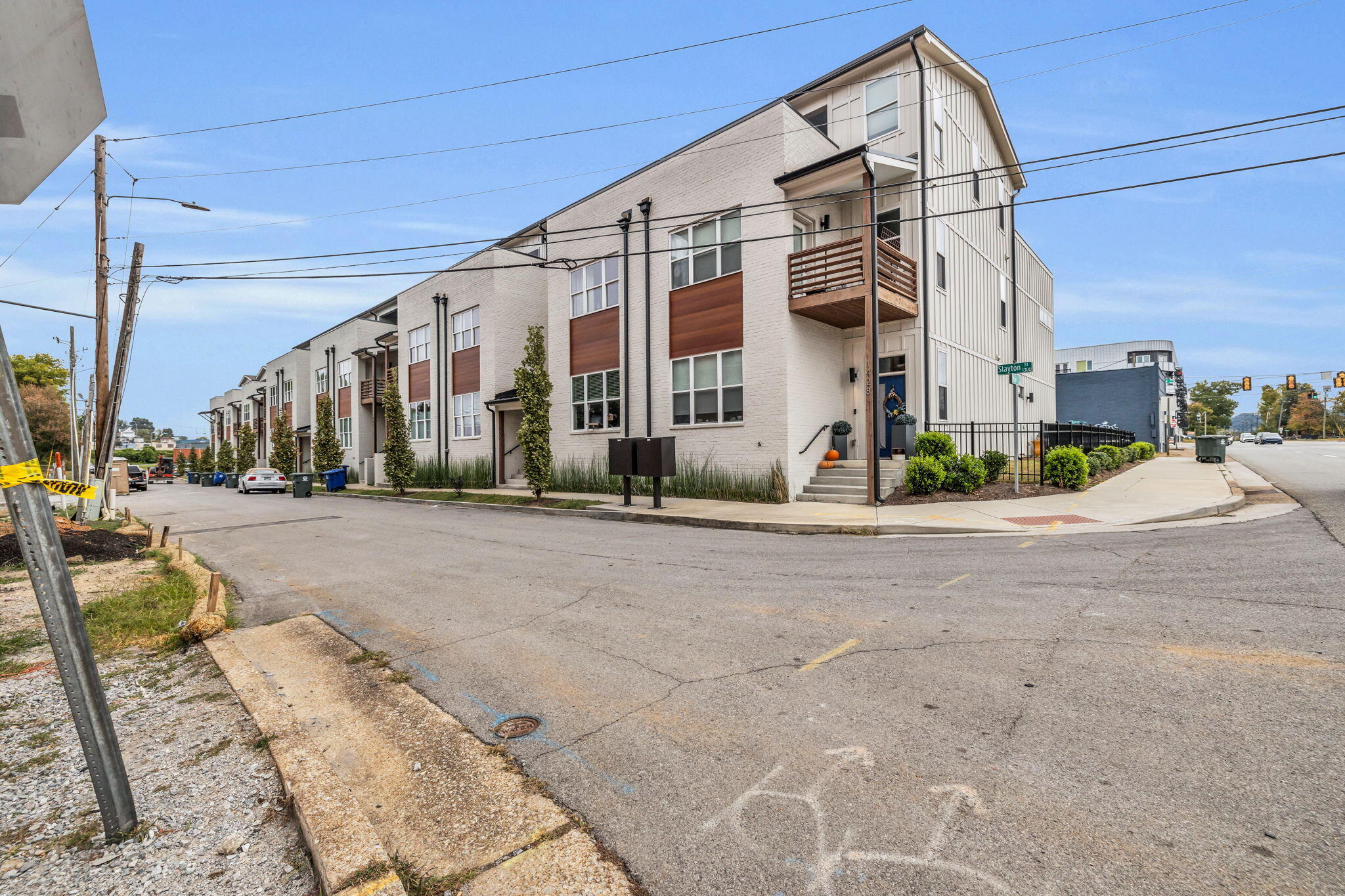 1408 Slayton Street, 6