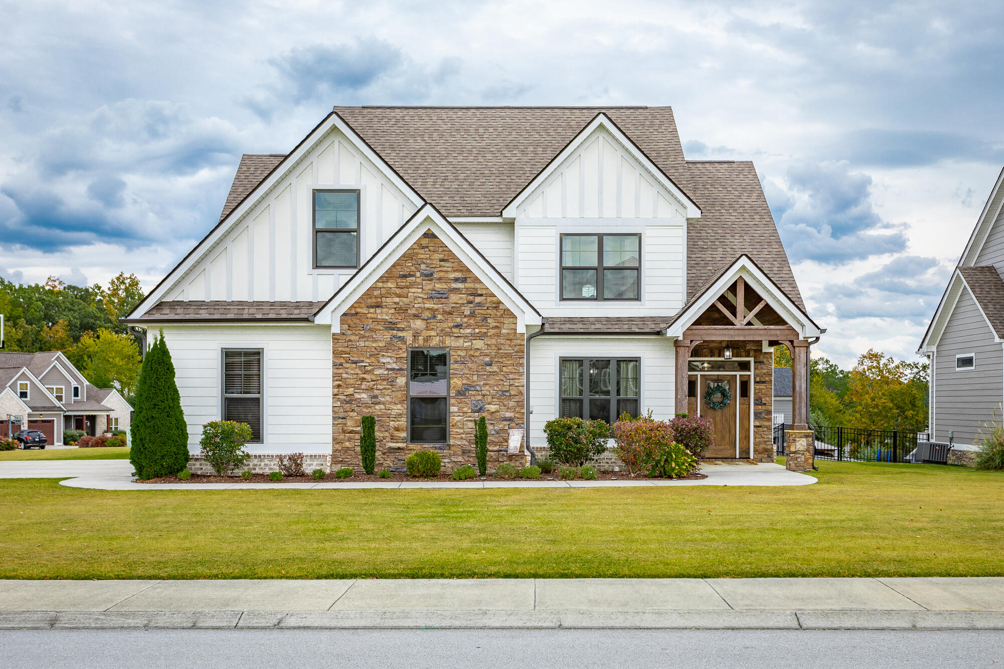8 Myrtle Oak Way
