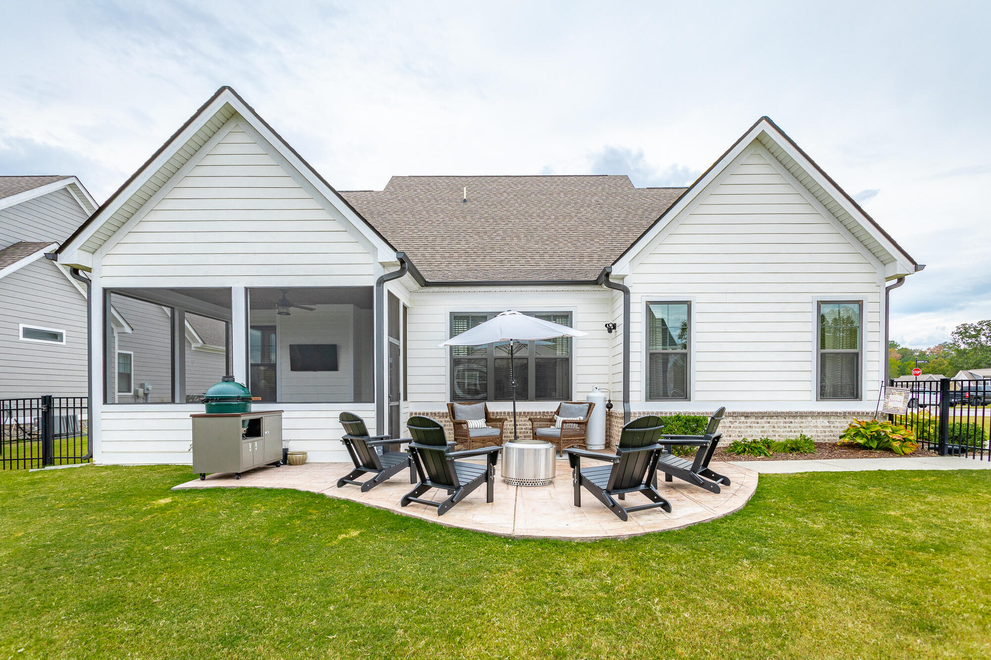 8 Myrtle Oak Way