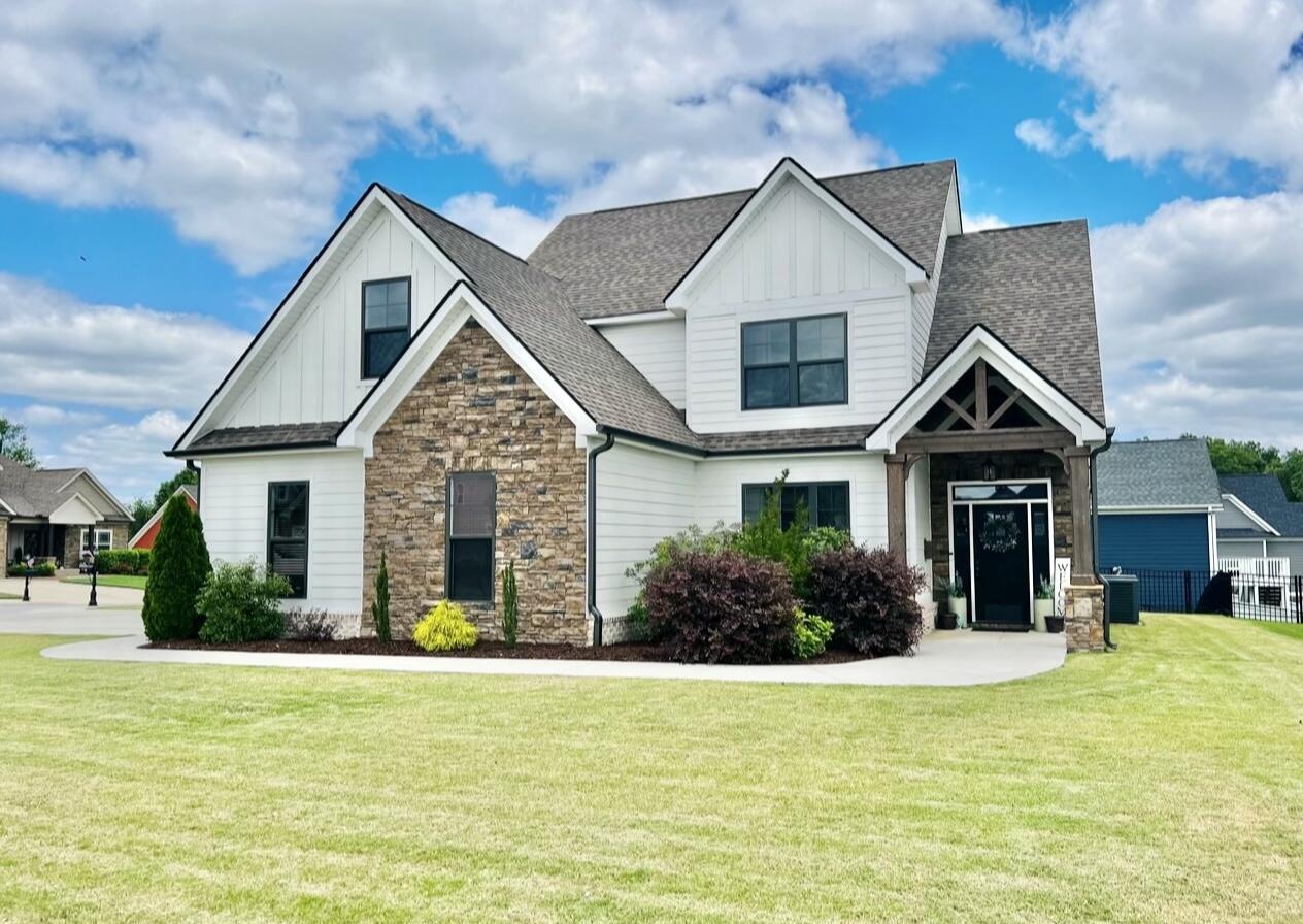 8 Myrtle Oak Way