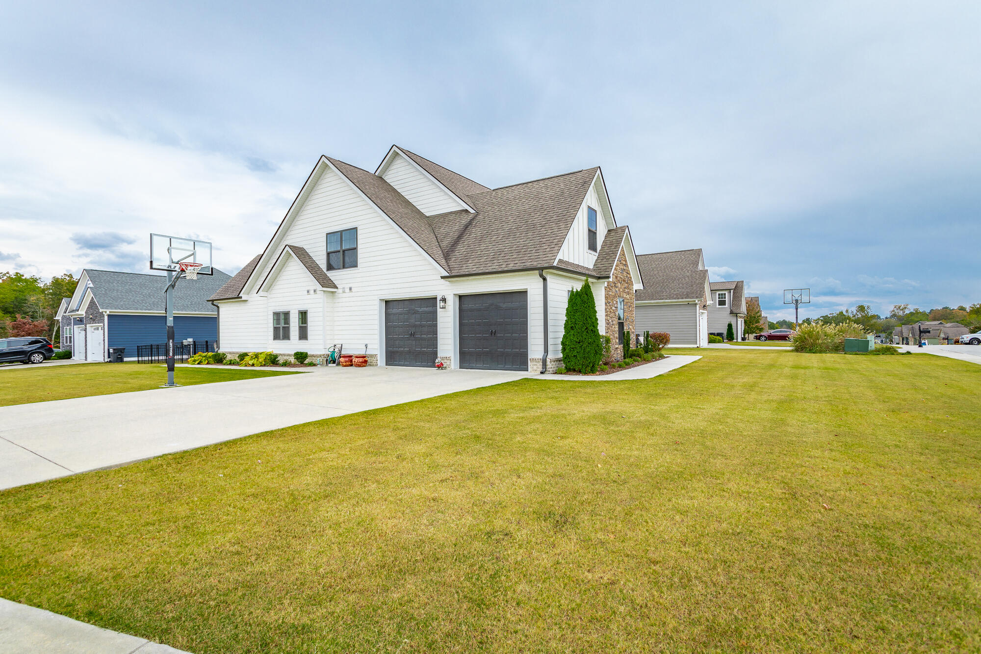 8 Myrtle Oak Way
