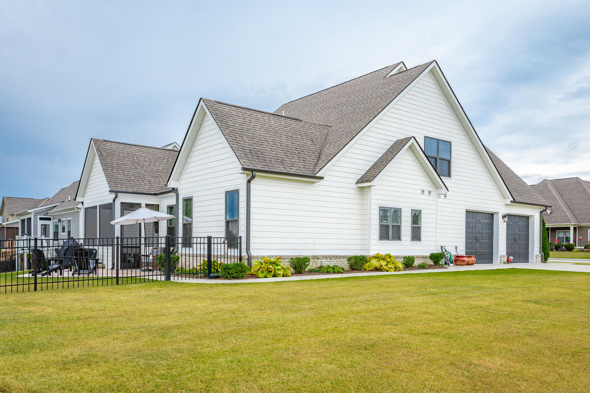 8 Myrtle Oak Way
