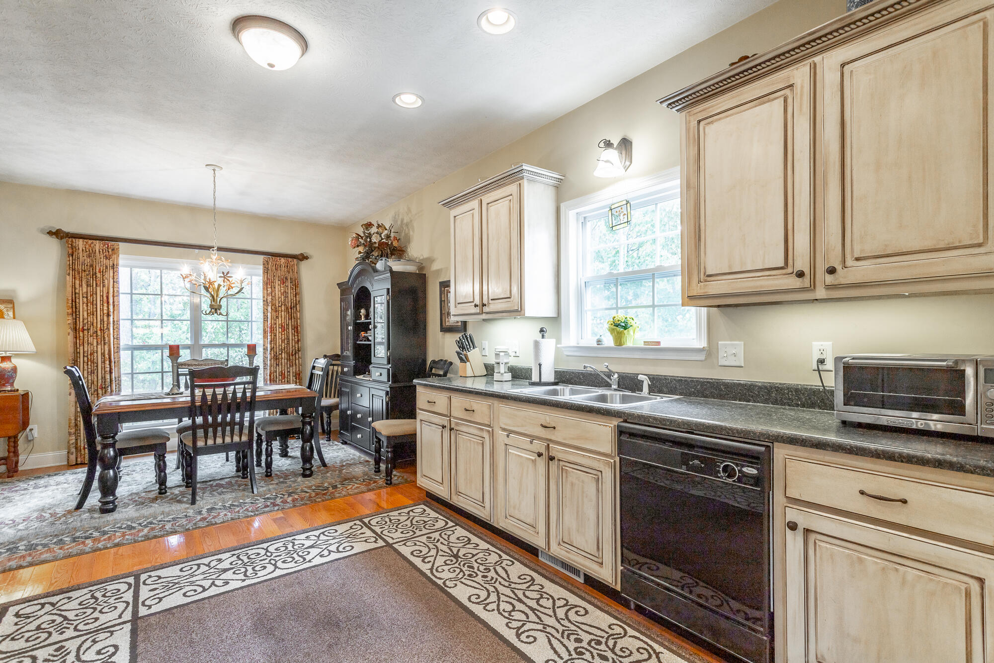 363 Hidden Oaks Drive
