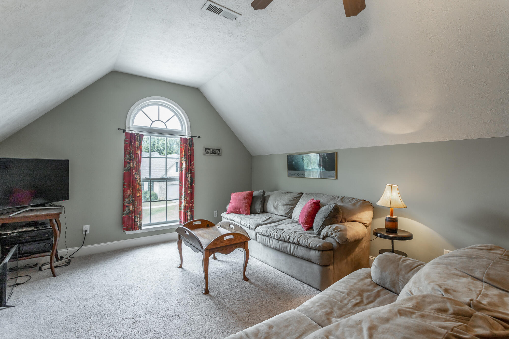 363 Hidden Oaks Drive