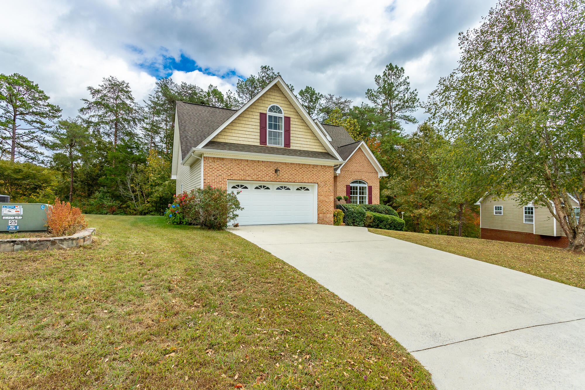 363 Hidden Oaks Drive