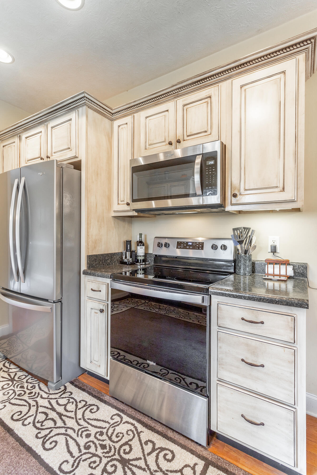 363 Hidden Oaks Drive