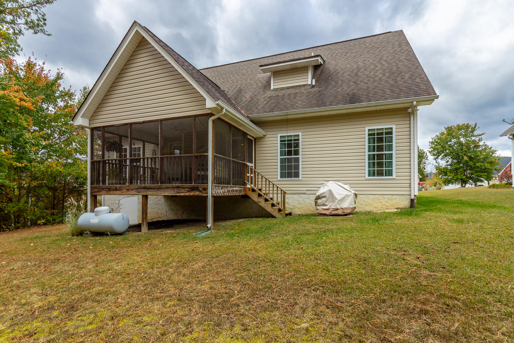 363 Hidden Oaks Drive