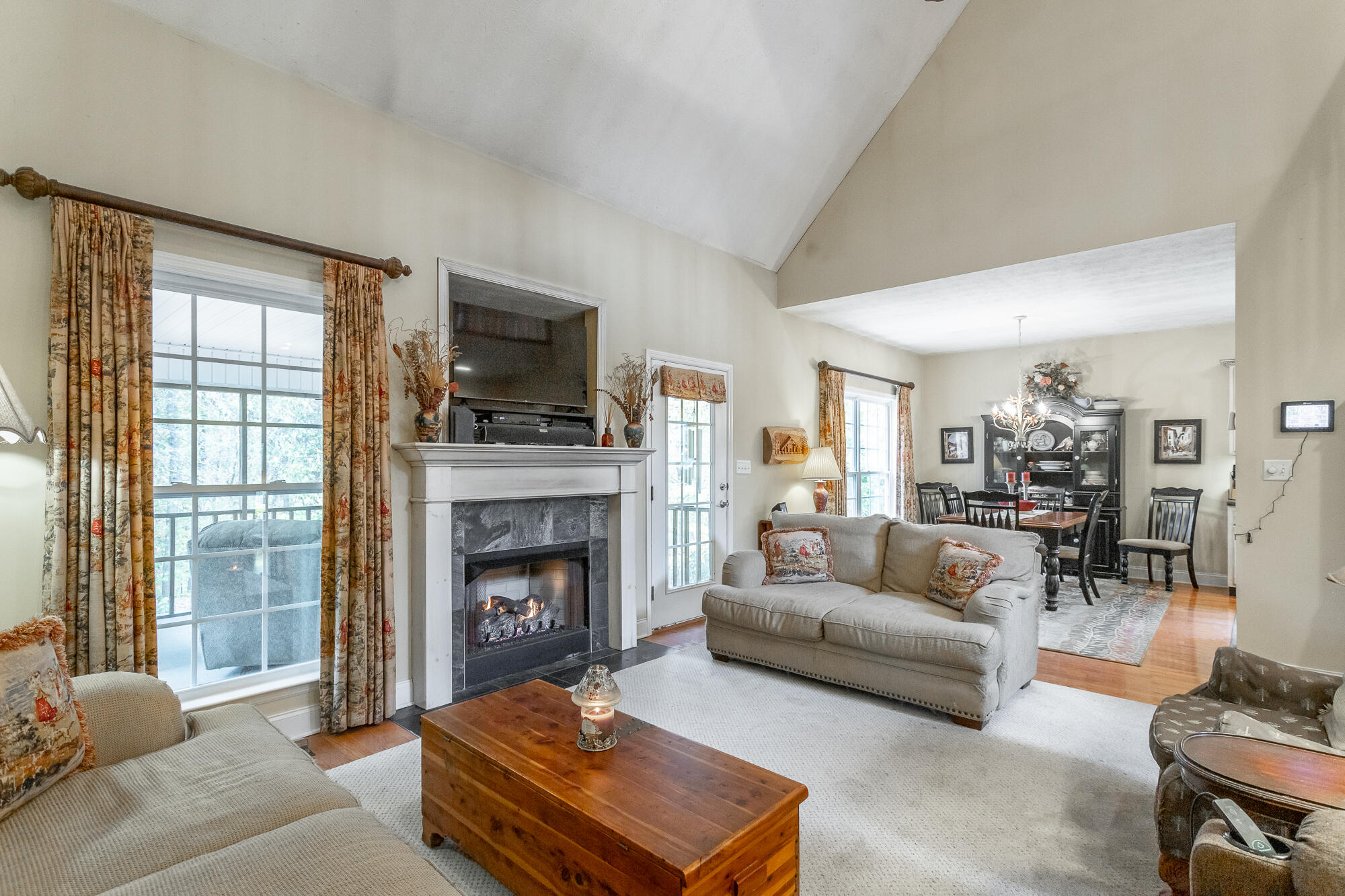 363 Hidden Oaks Drive