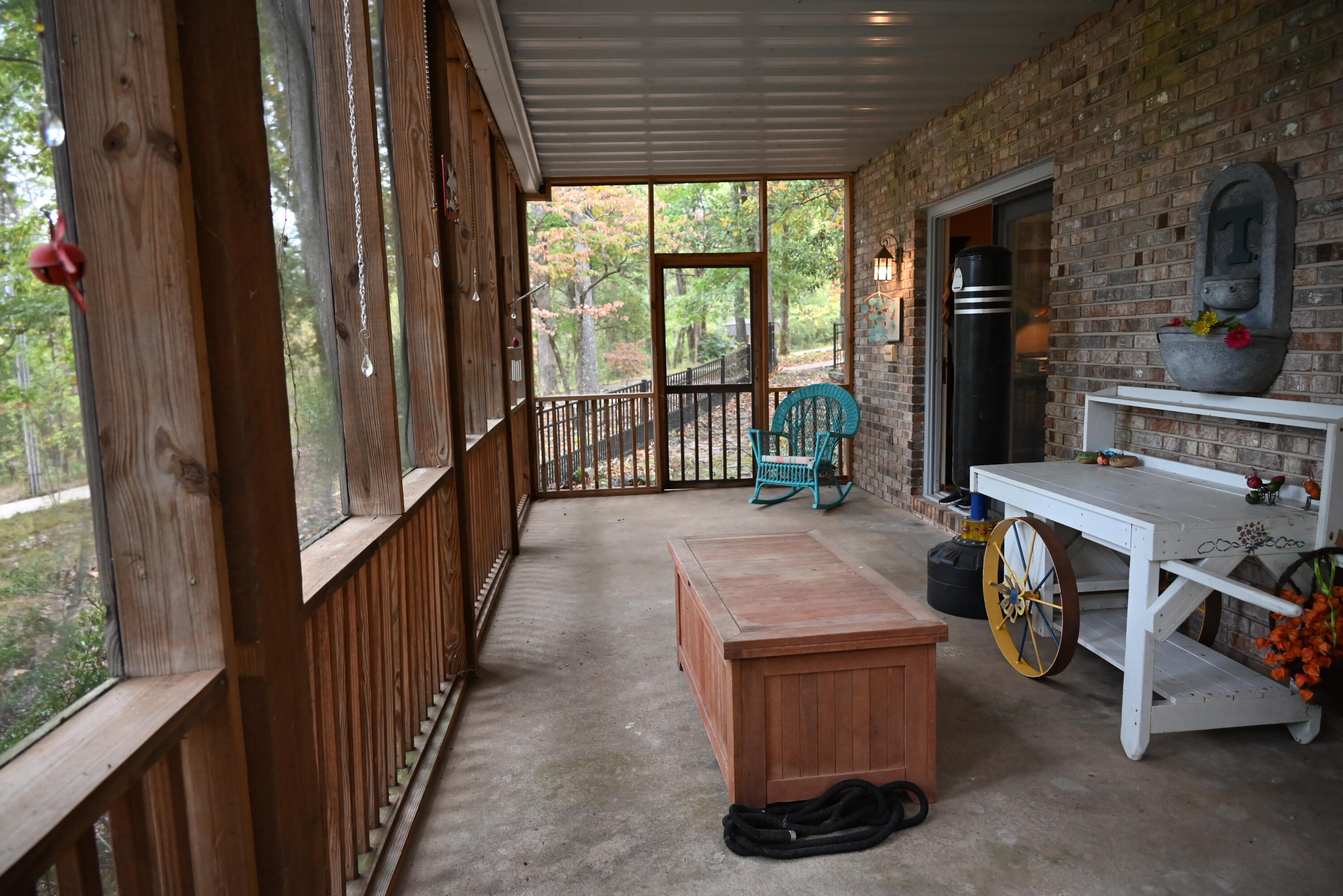 9426 Houston Lane