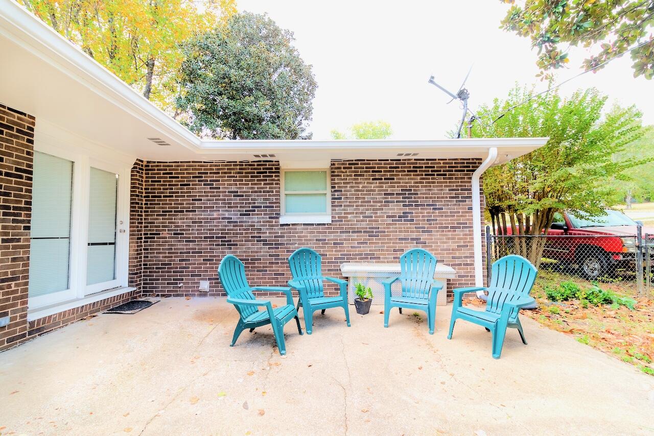 121 Hamel Drive