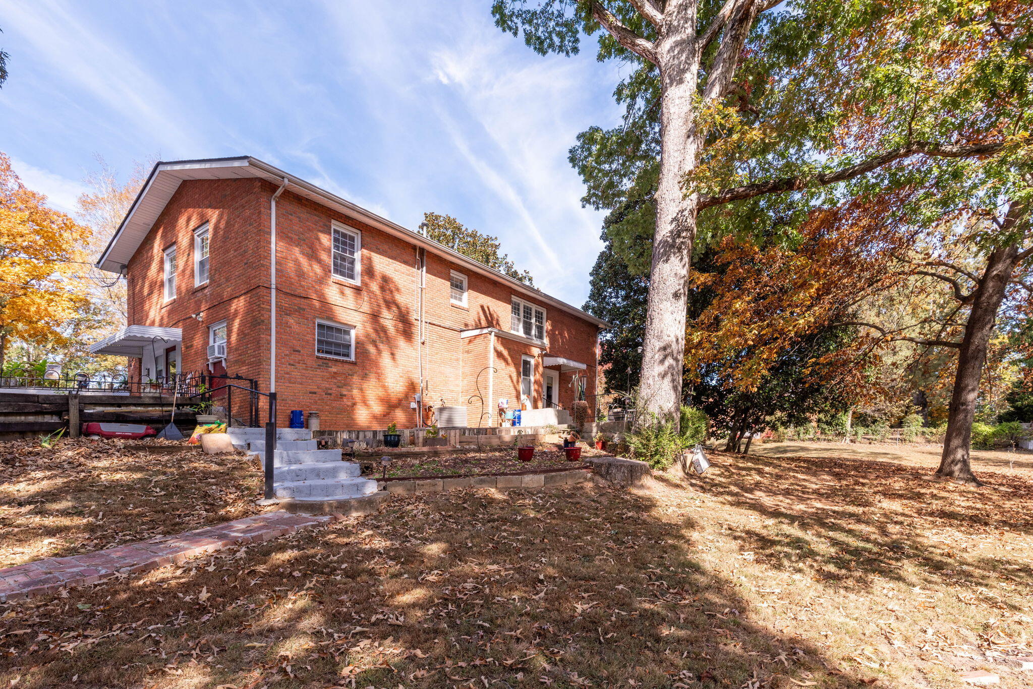 1910 Barrett Drive