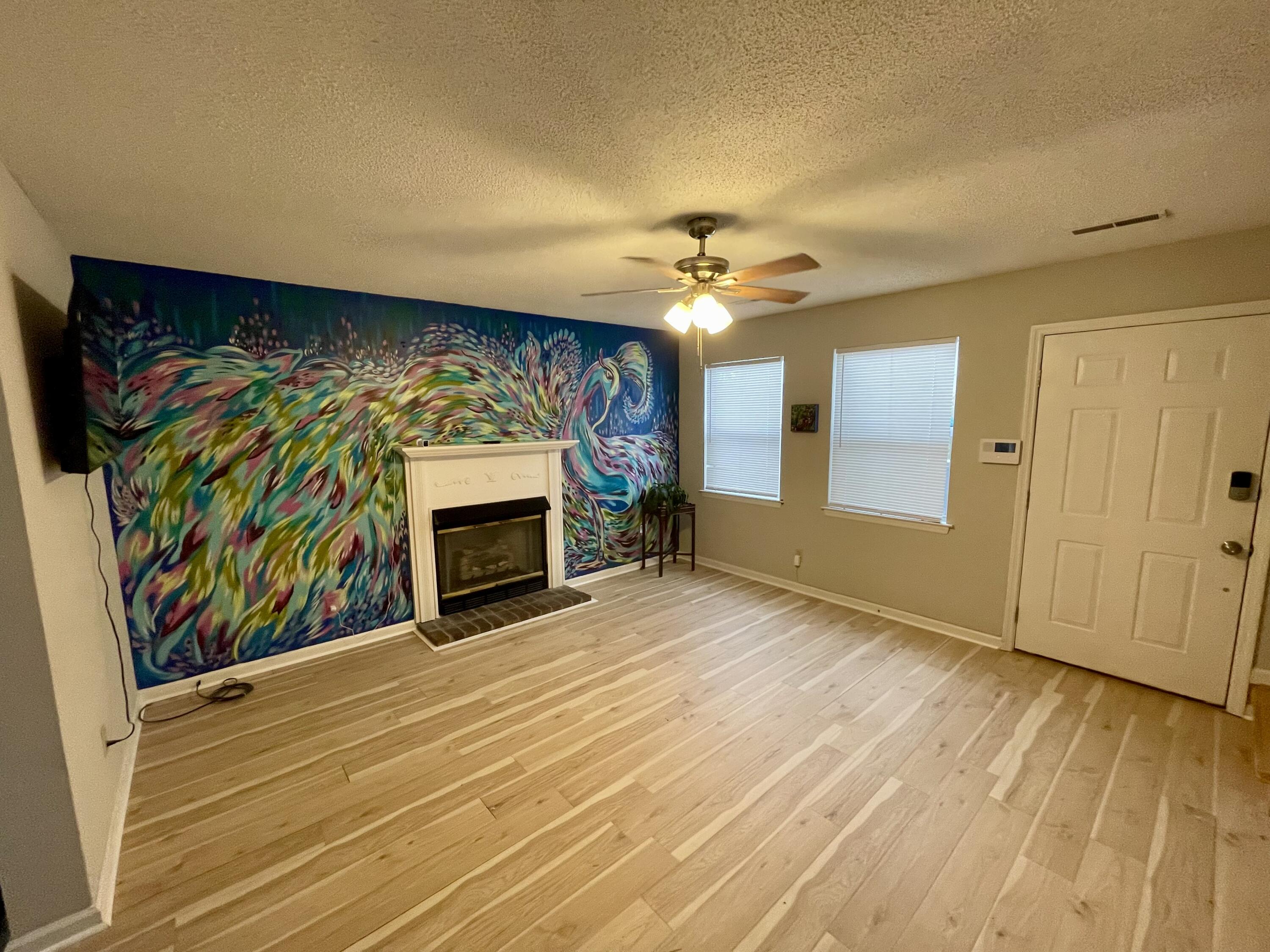 326 W Midvale Avenue, 5