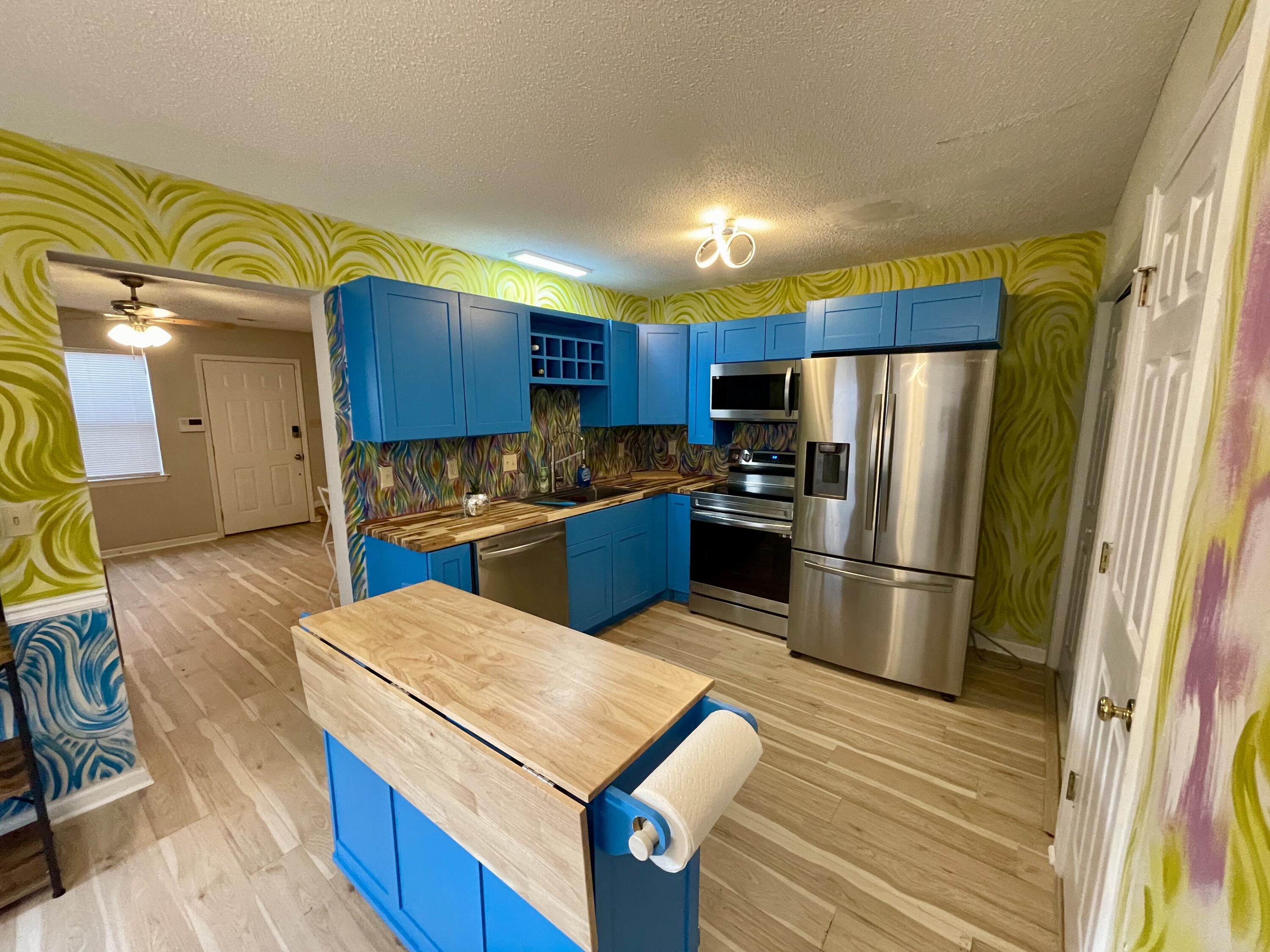 326 W Midvale Avenue, 5
