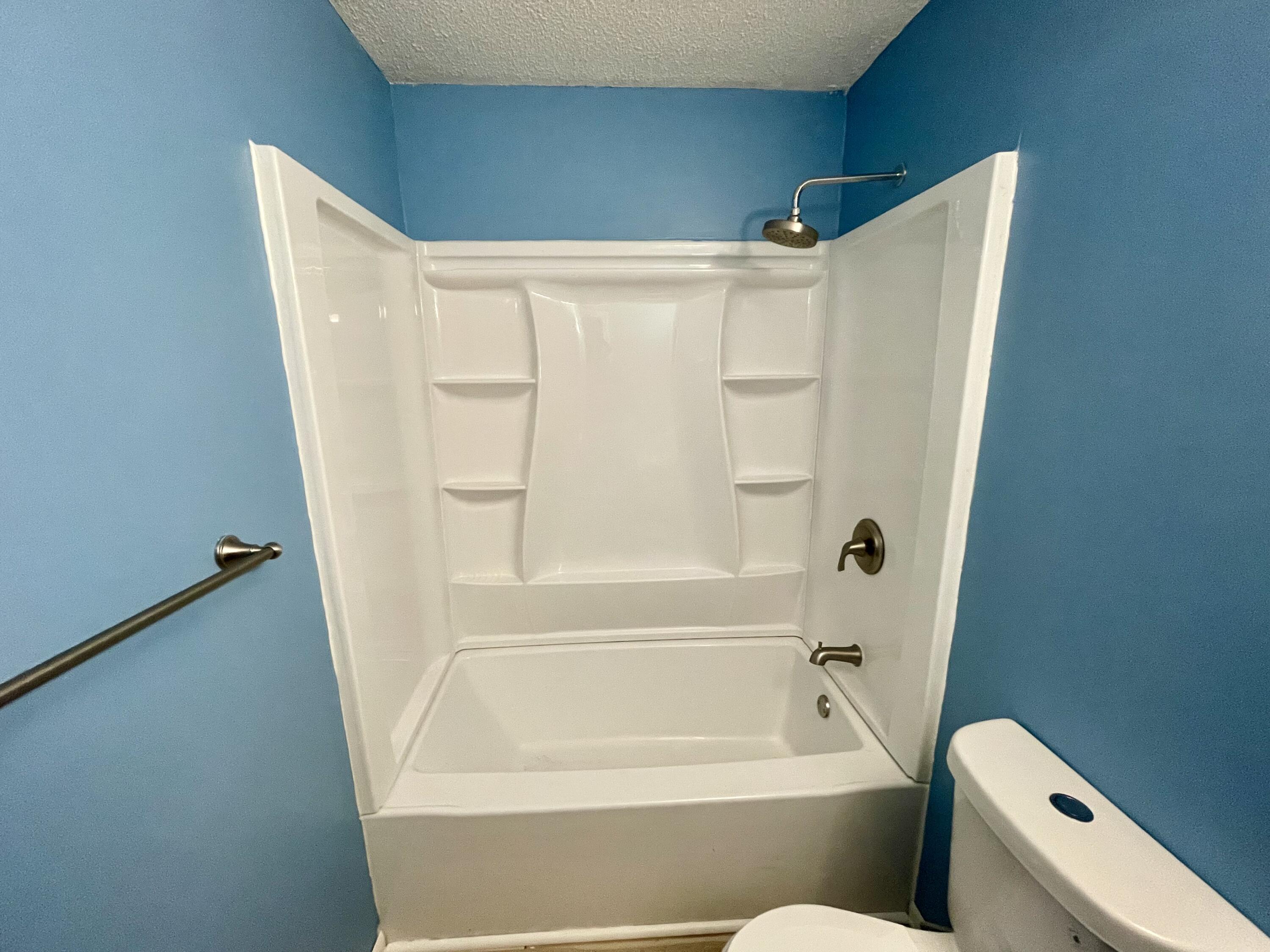 326 W Midvale Avenue, 5