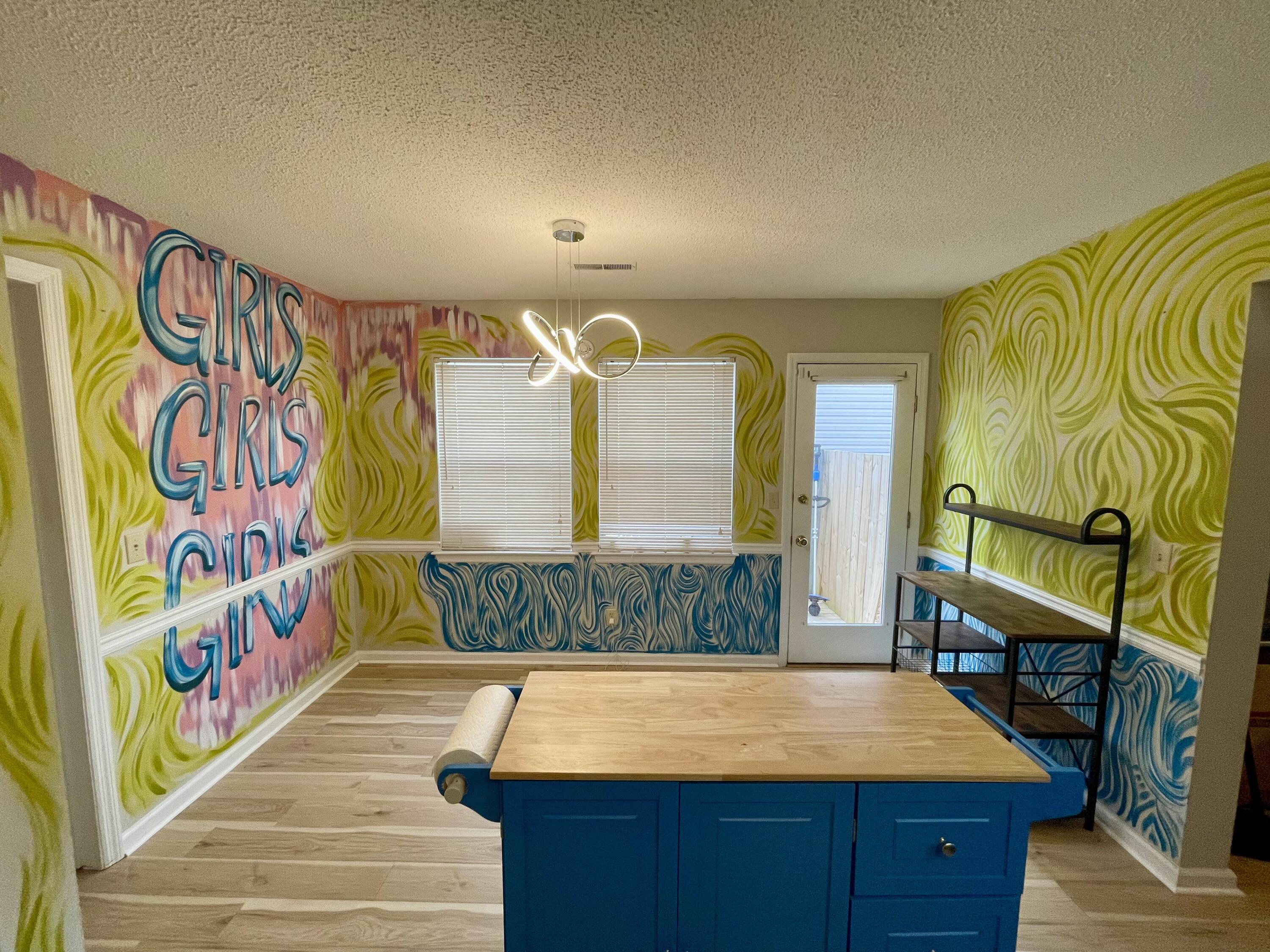 326 W Midvale Avenue, 5