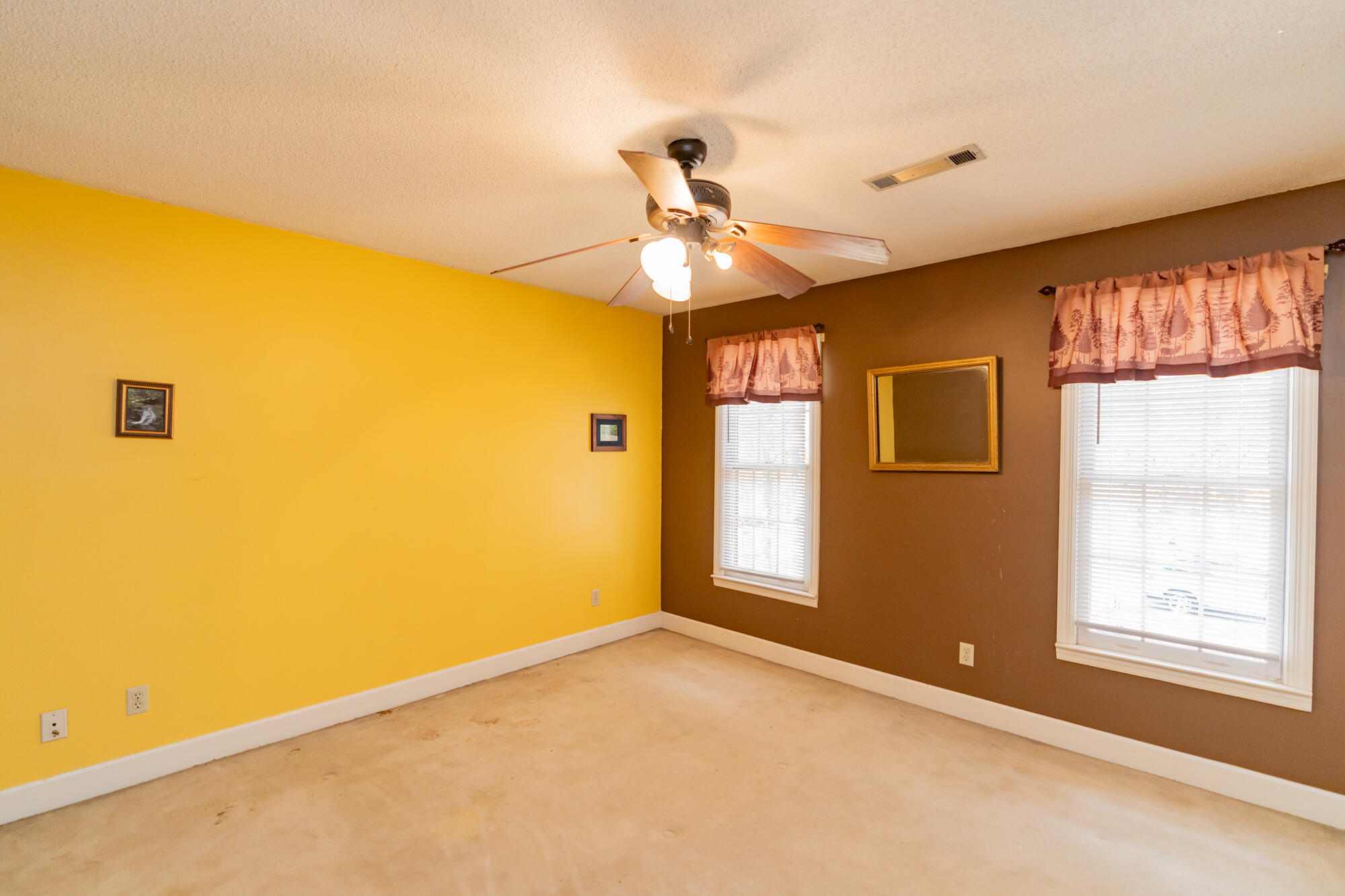 9218 Mountain Shadows Drive