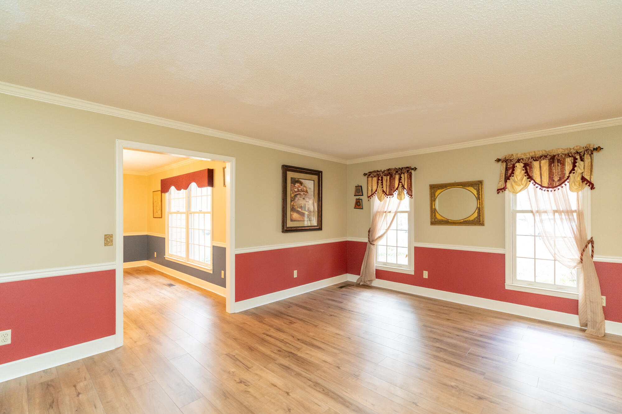 9218 Mountain Shadows Drive
