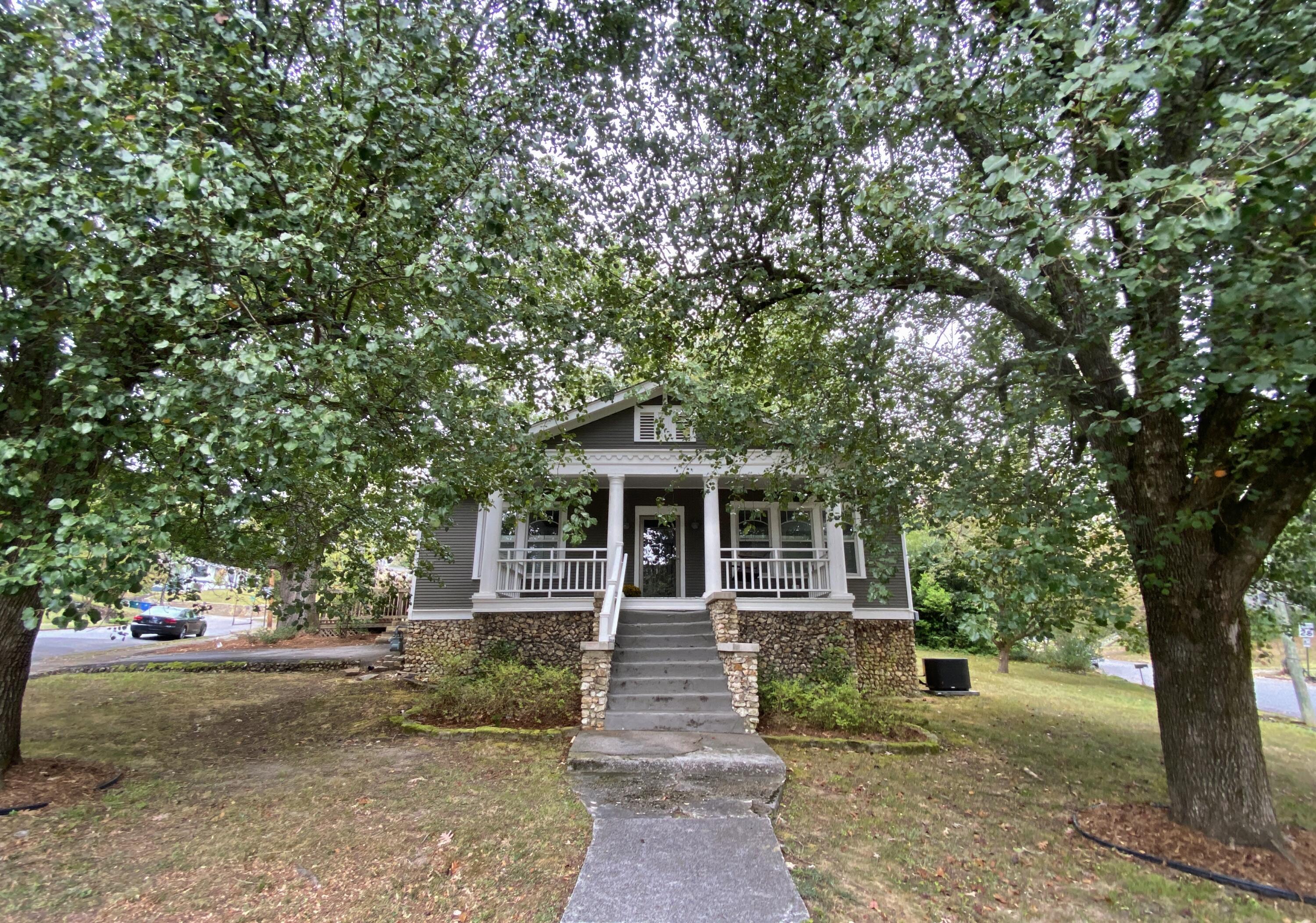 1136 Englewood Avenue