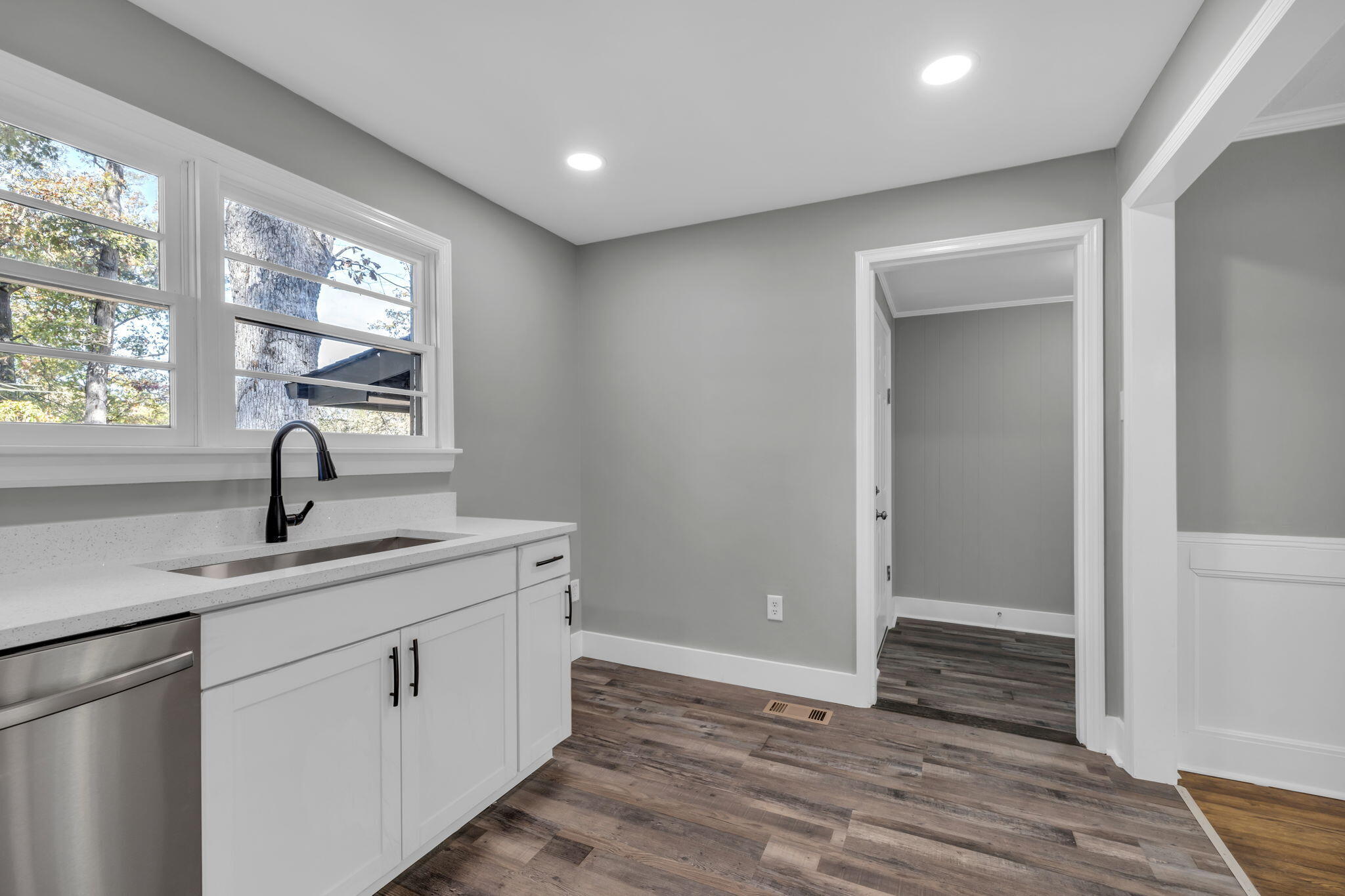 1127 Mcdonald Drive