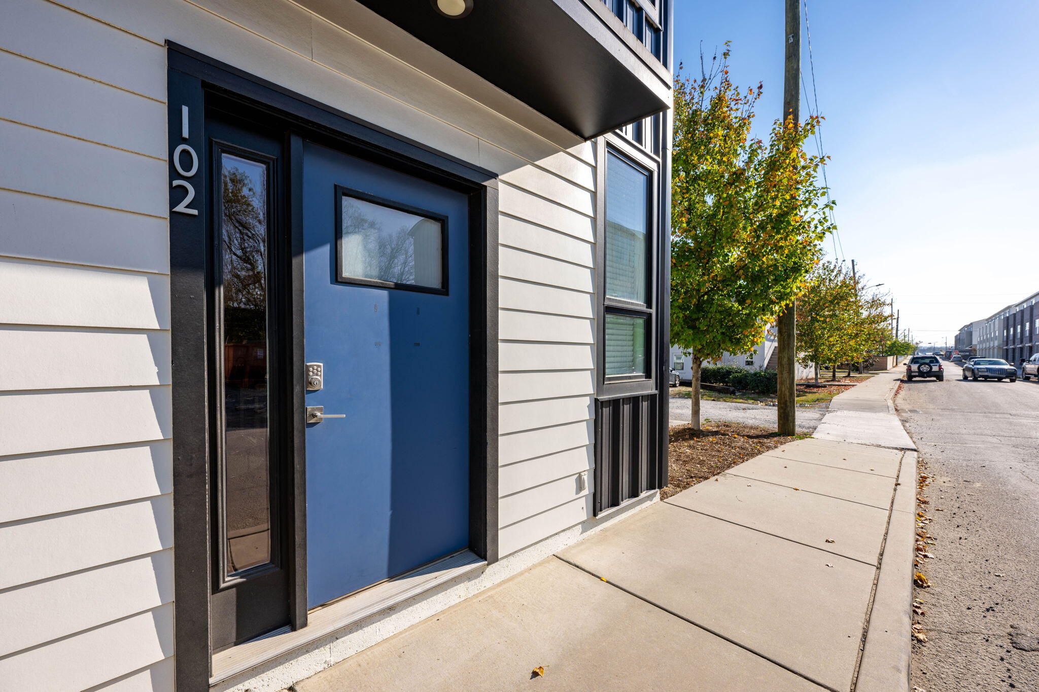 1516 Adams Street, 102