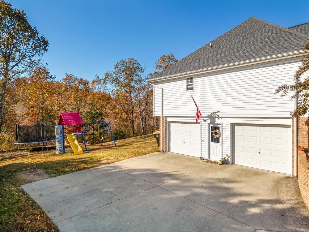 6938 Glen Cove Road