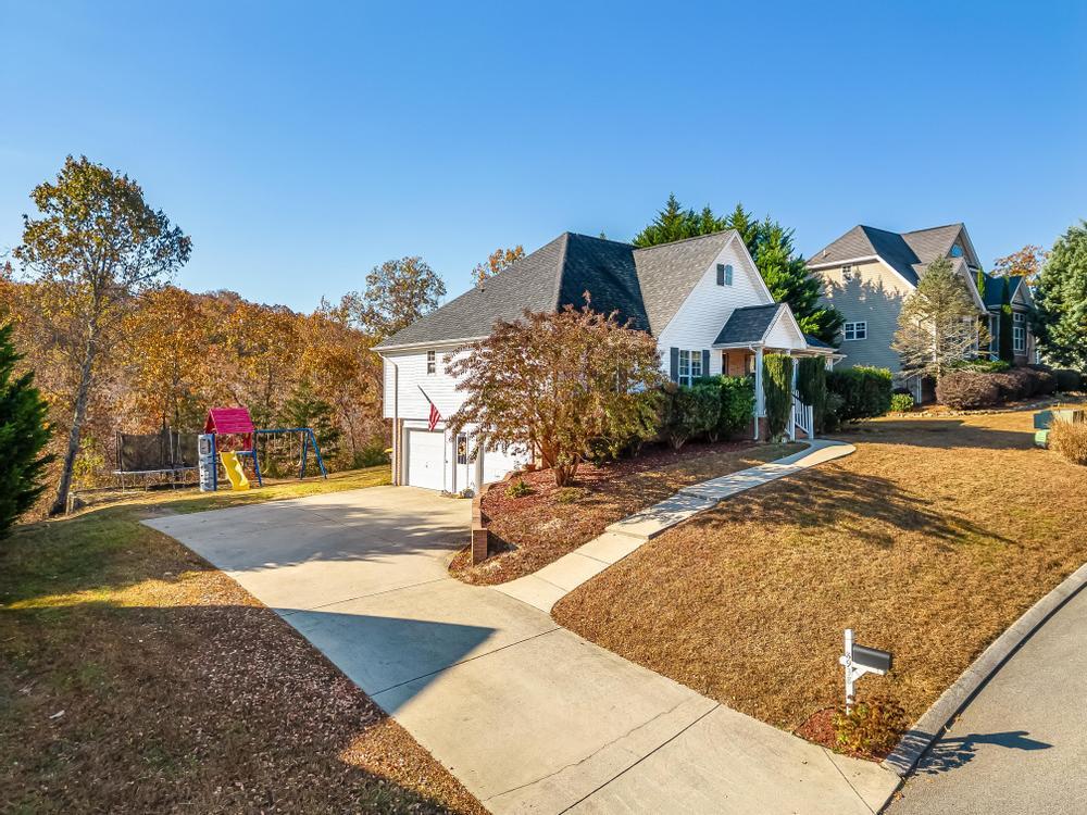 6938 Glen Cove Road