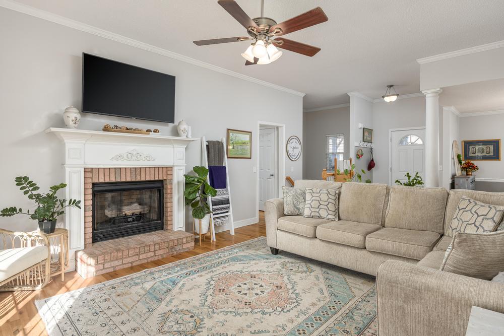 6938 Glen Cove Road