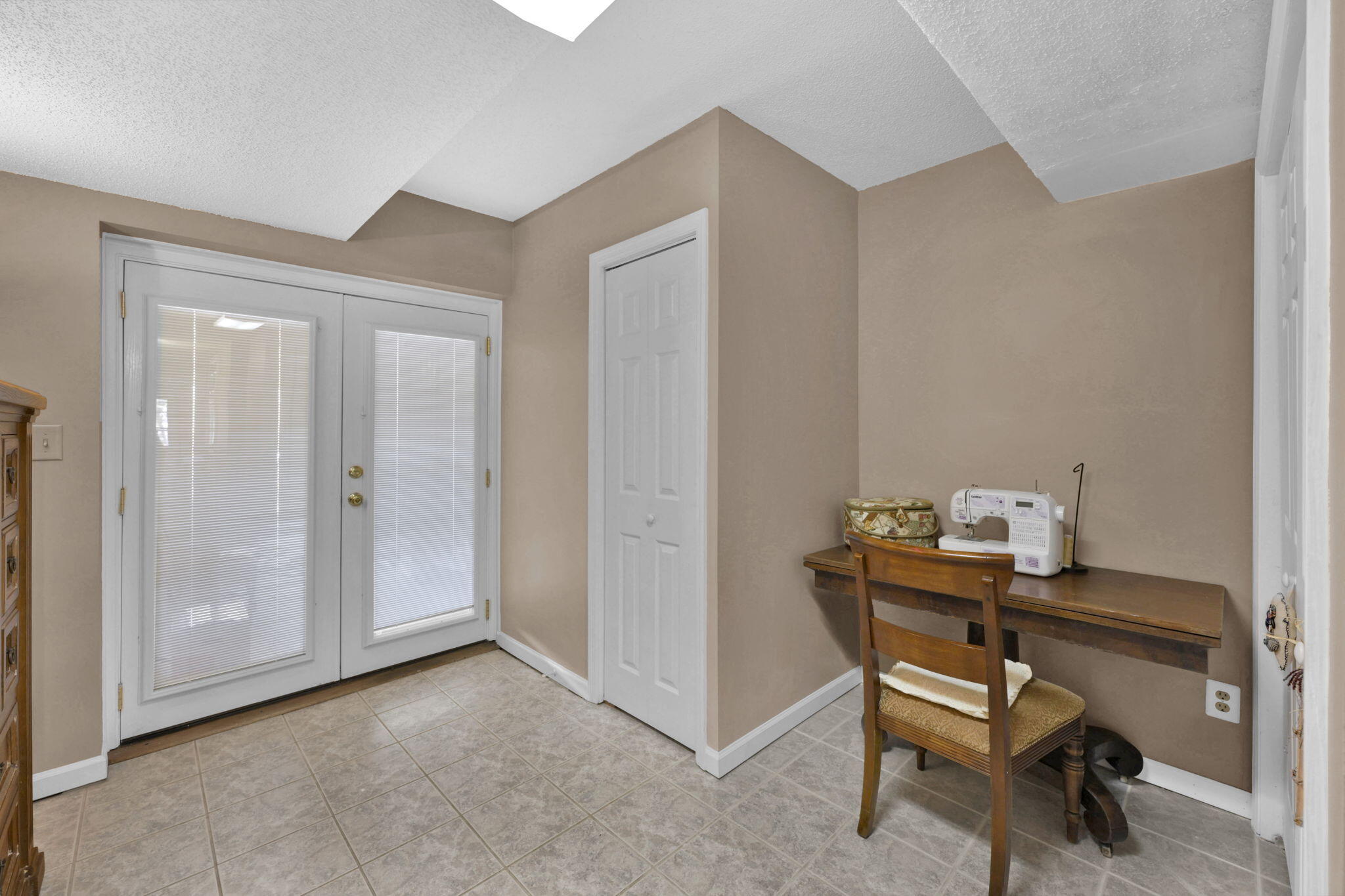 4005 NW Old Freewill Road