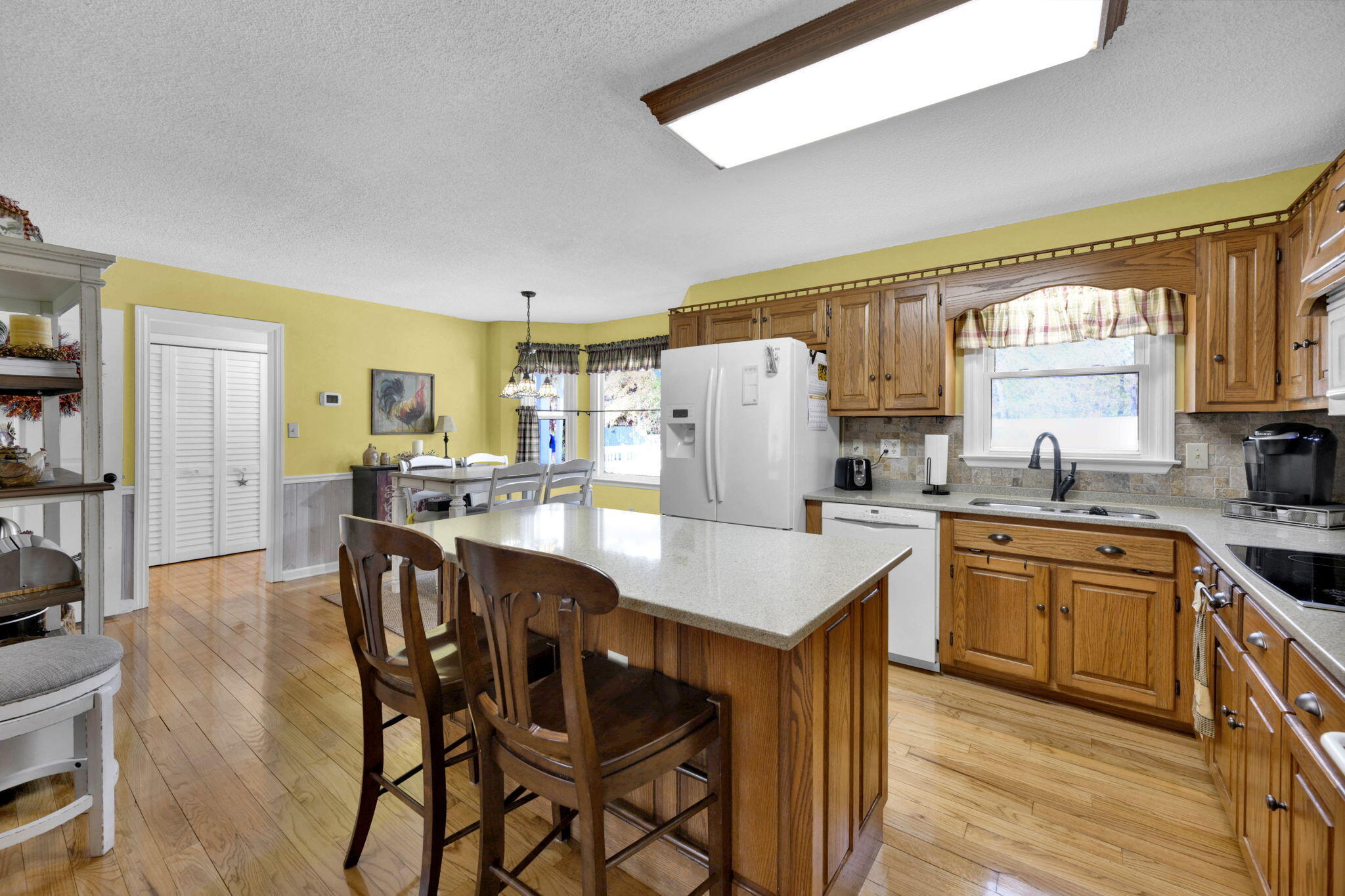 4005 NW Old Freewill Road